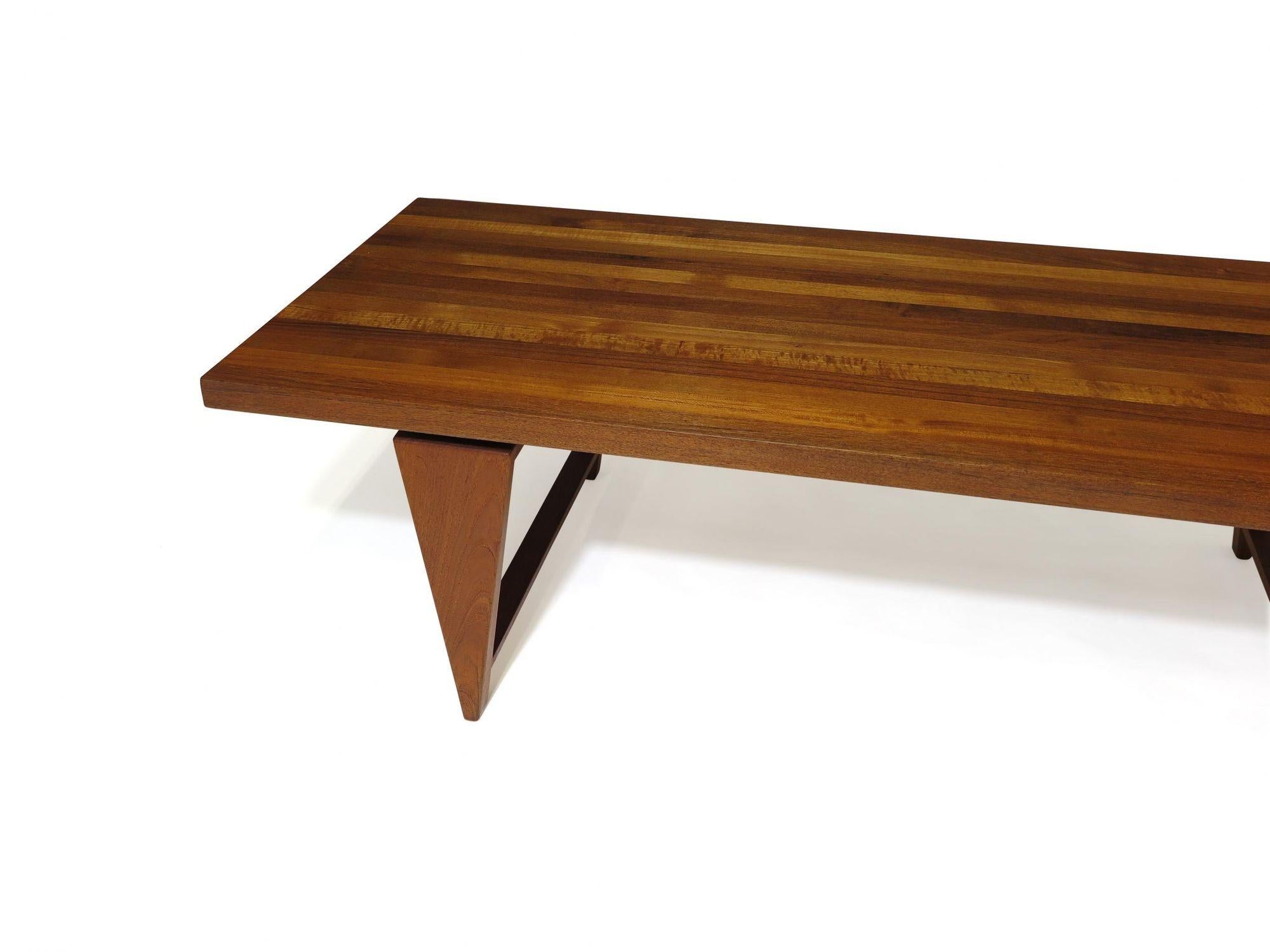 Teck Illum Wikkelso for Mikael Laursen Solid Teak Danish Designed Coffee Table en vente