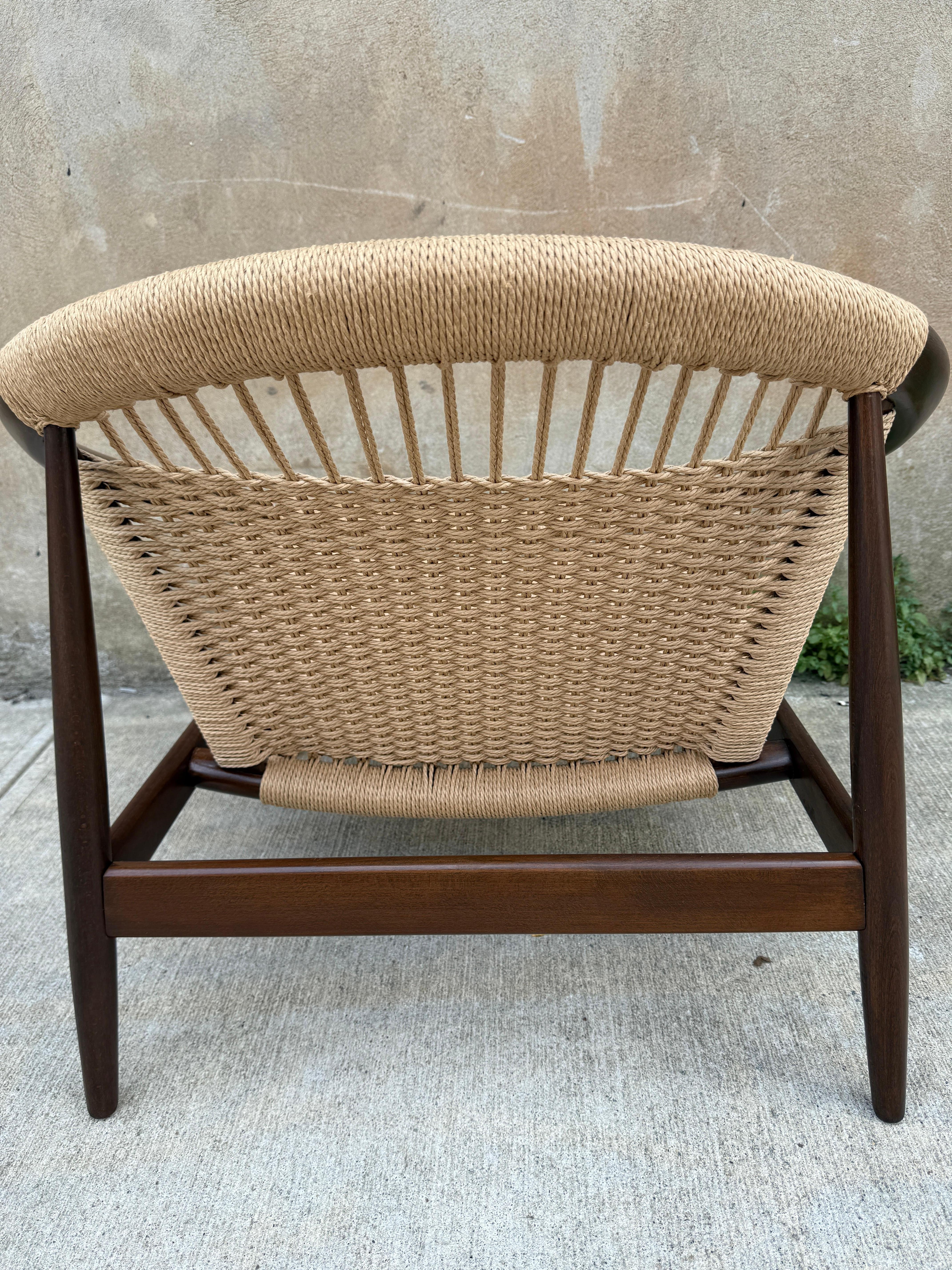 Chaise longue Illum Wikkelso Ringstol entièrement restaurée en vente 3