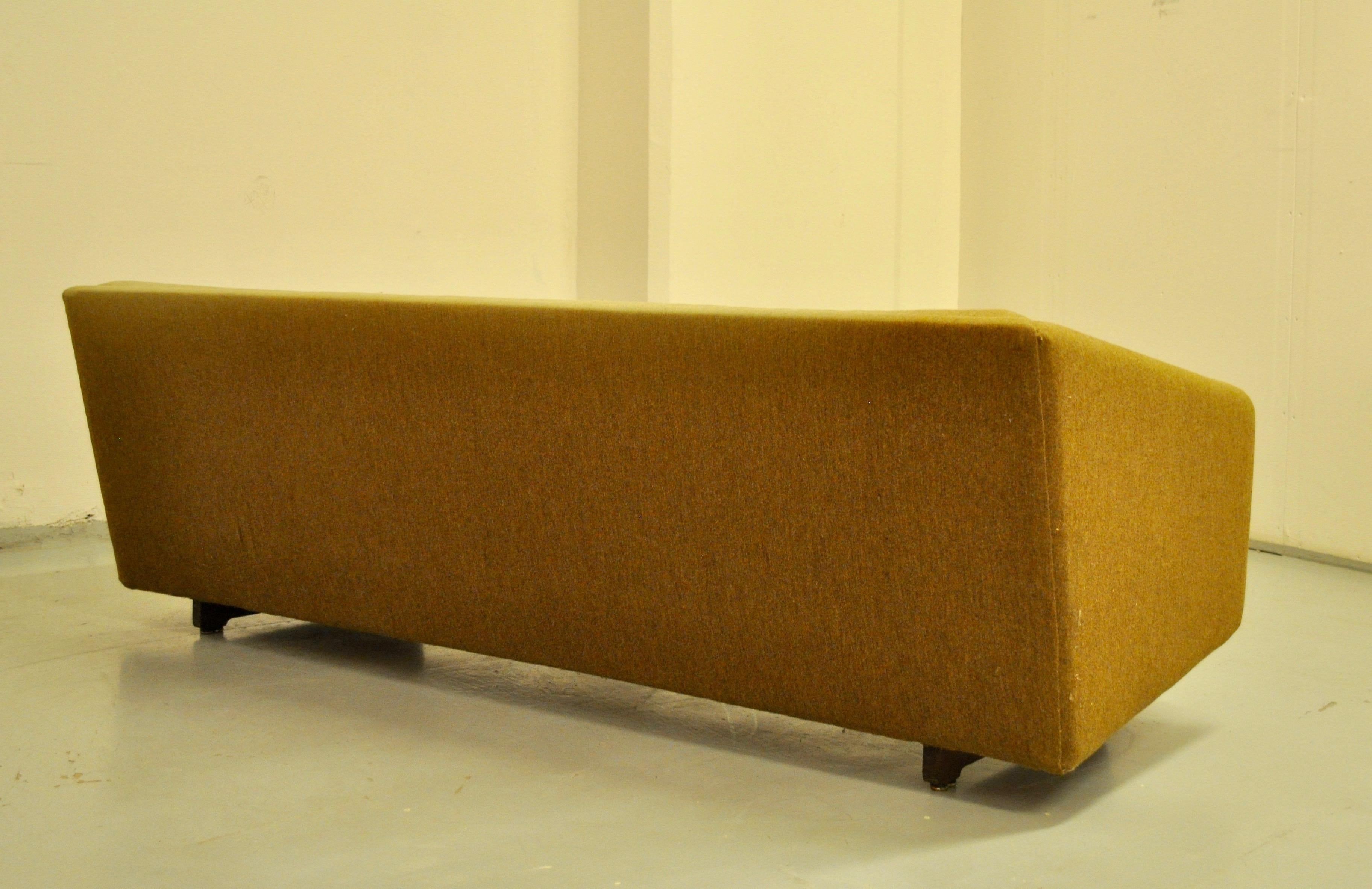 Illum Wikkelso Sofa ML90 for Mikael Laursen, 1965 In Good Condition For Sale In Paris, FR