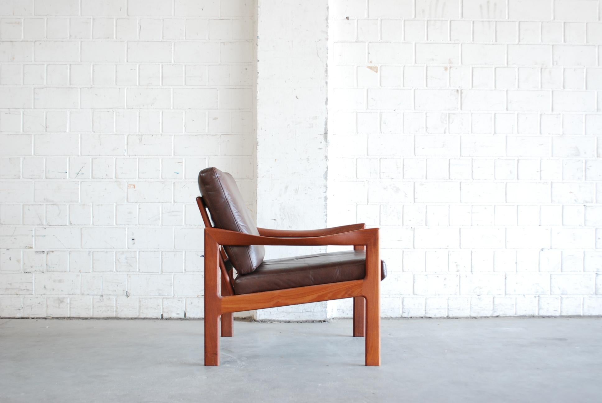 Illum Wikkelsø Leather Armchair Chair Brown Niels Eilersen For Sale 2