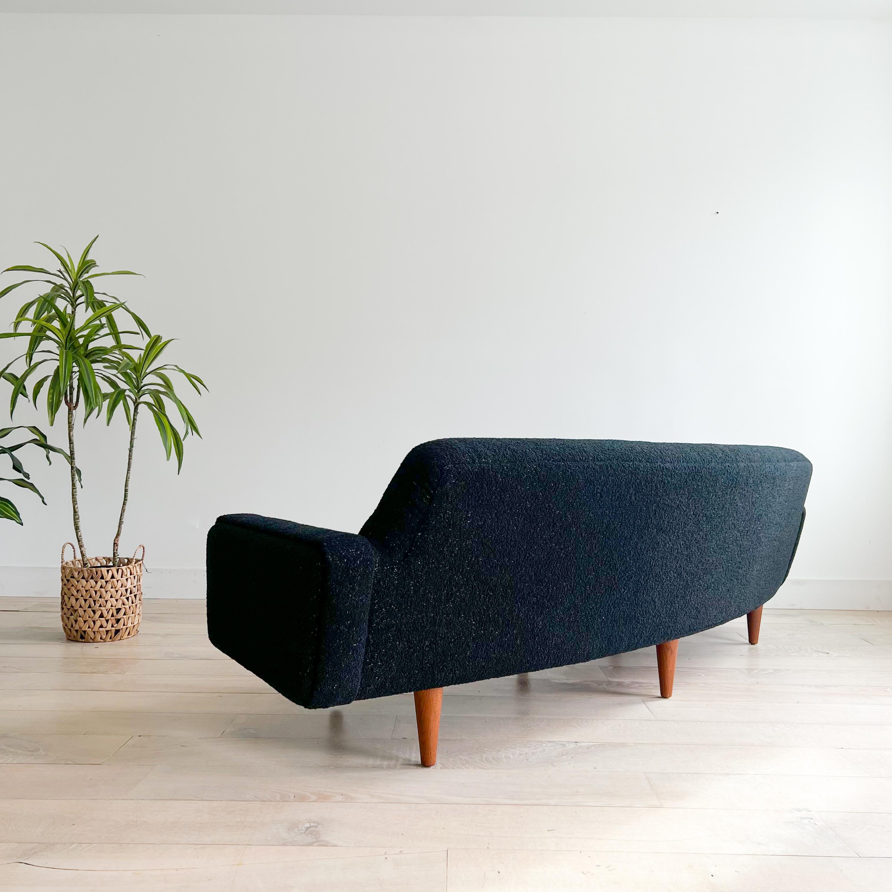 Illum Wikkelso's Rare Banana Curved Sofa - Model 450 - New Upholstery 11