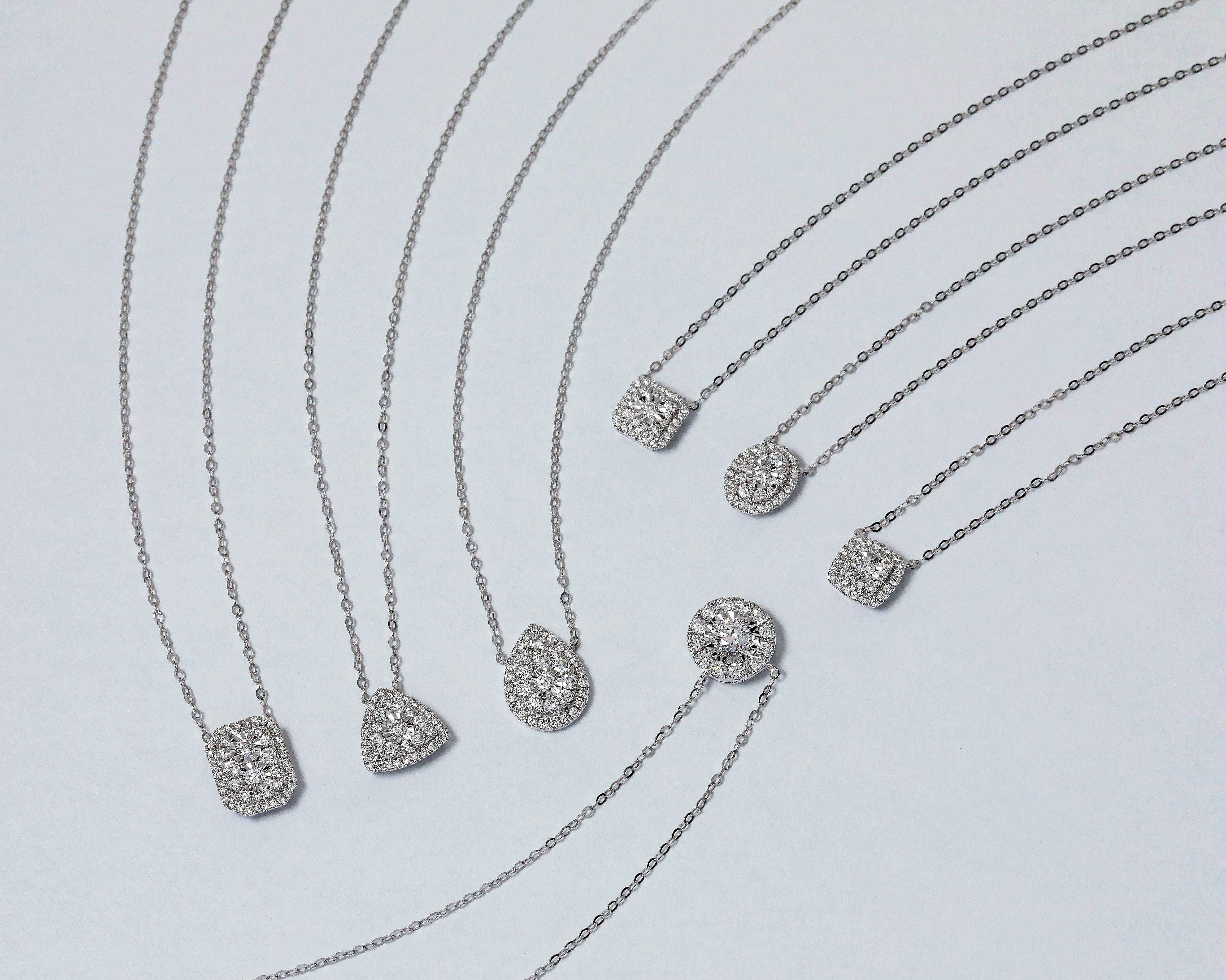 Illuminate Asscher Double Halo Necklace In New Condition For Sale In Dubai, DU