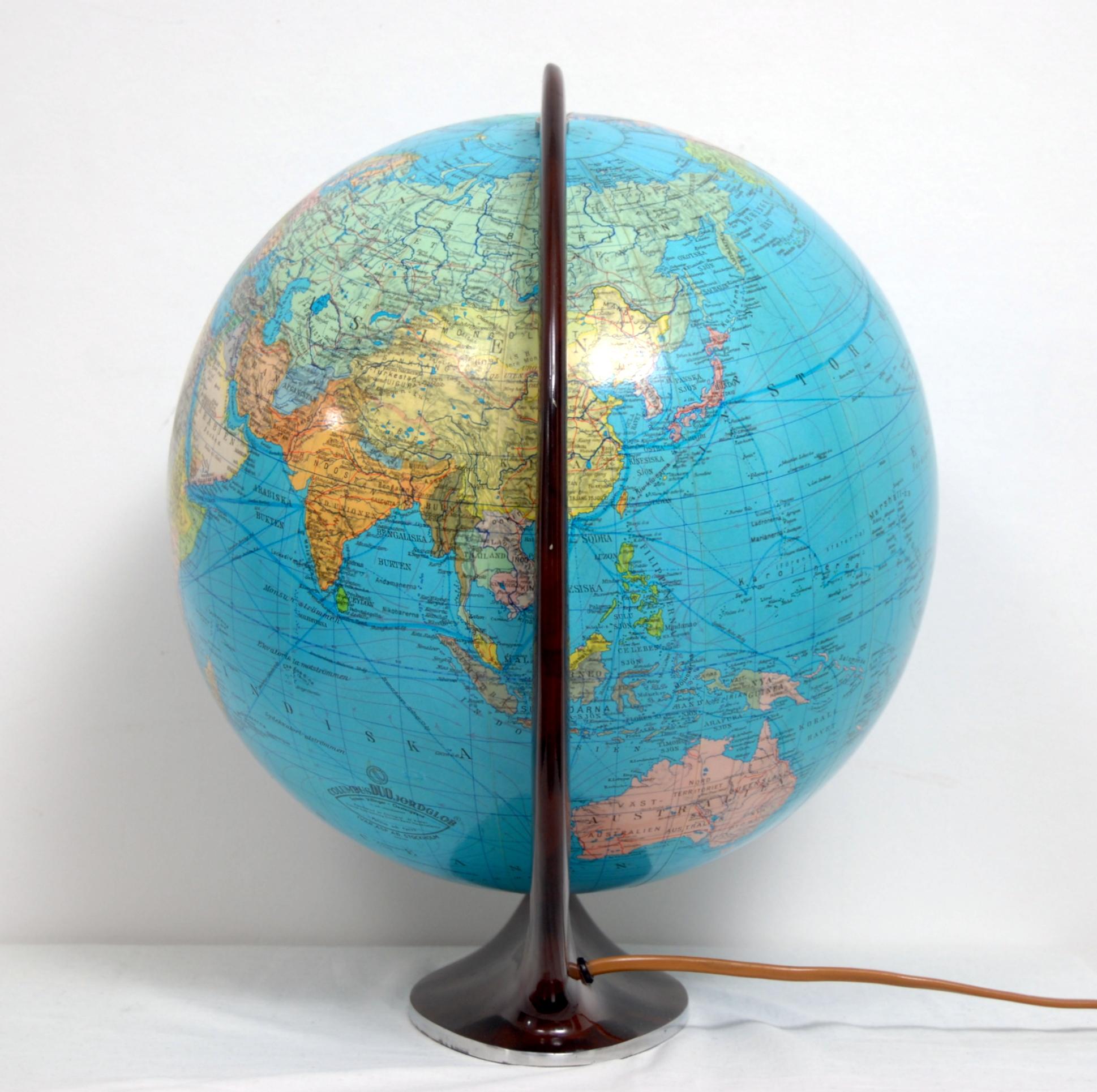Beleuchteter Art-déco-Glasglobus von Oestergaard:: Columbus (Deutsch)