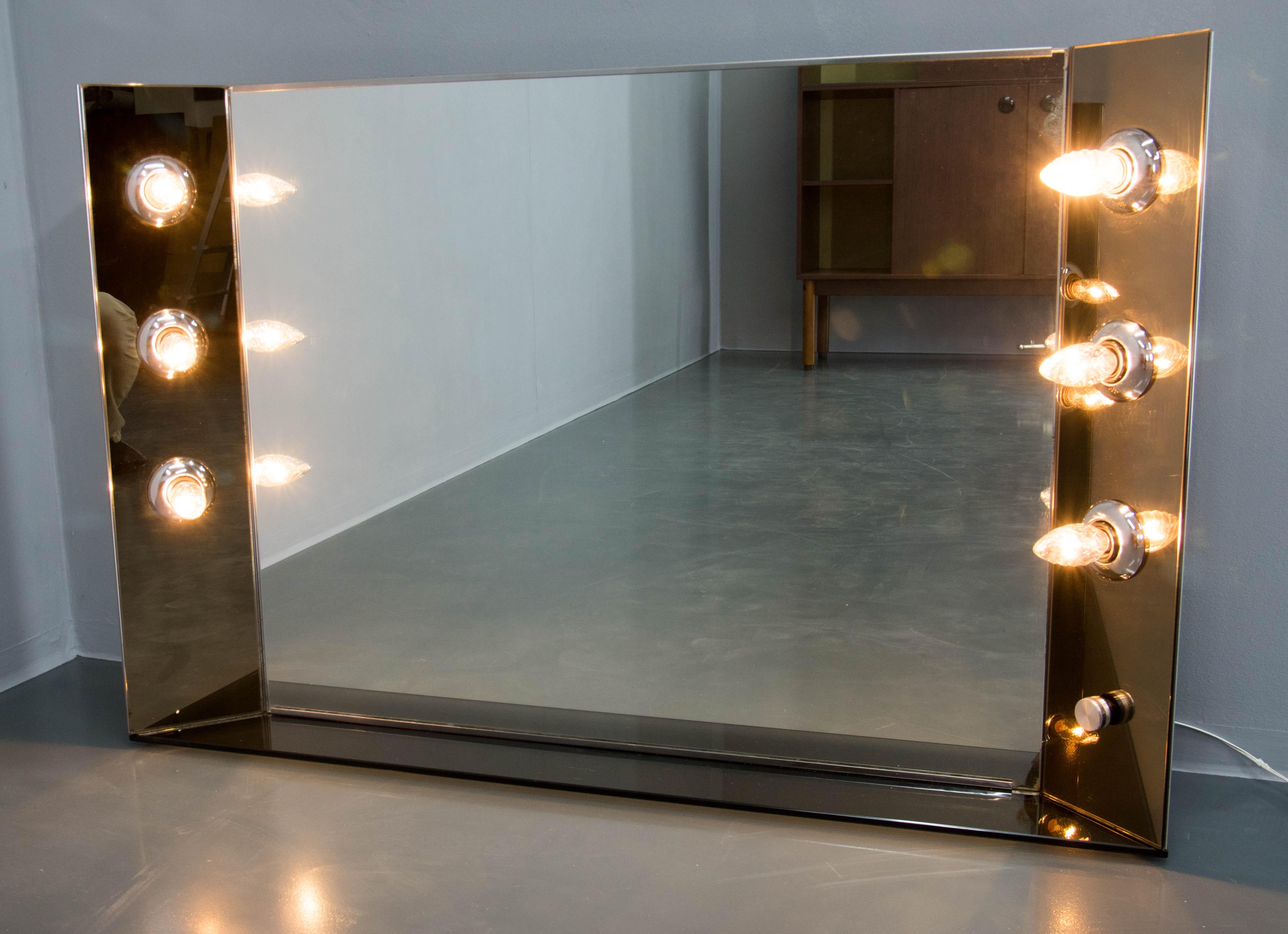 Illuminated Bathroom Mirror, Italy, 1970s In Good Condition In Praha, CZ