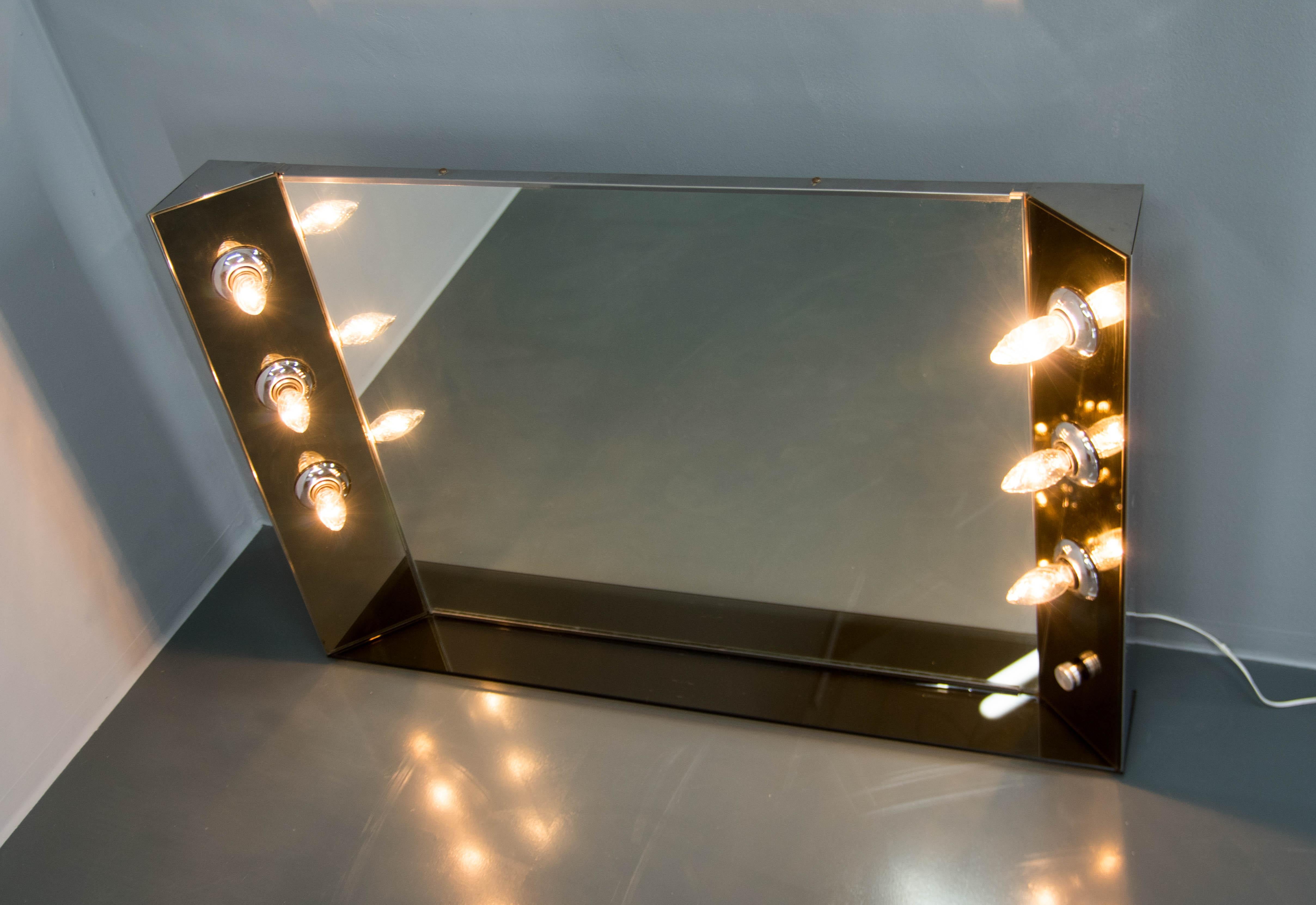 Late 20th Century Illuminated Bathroom Mirror, Italy, 1970s