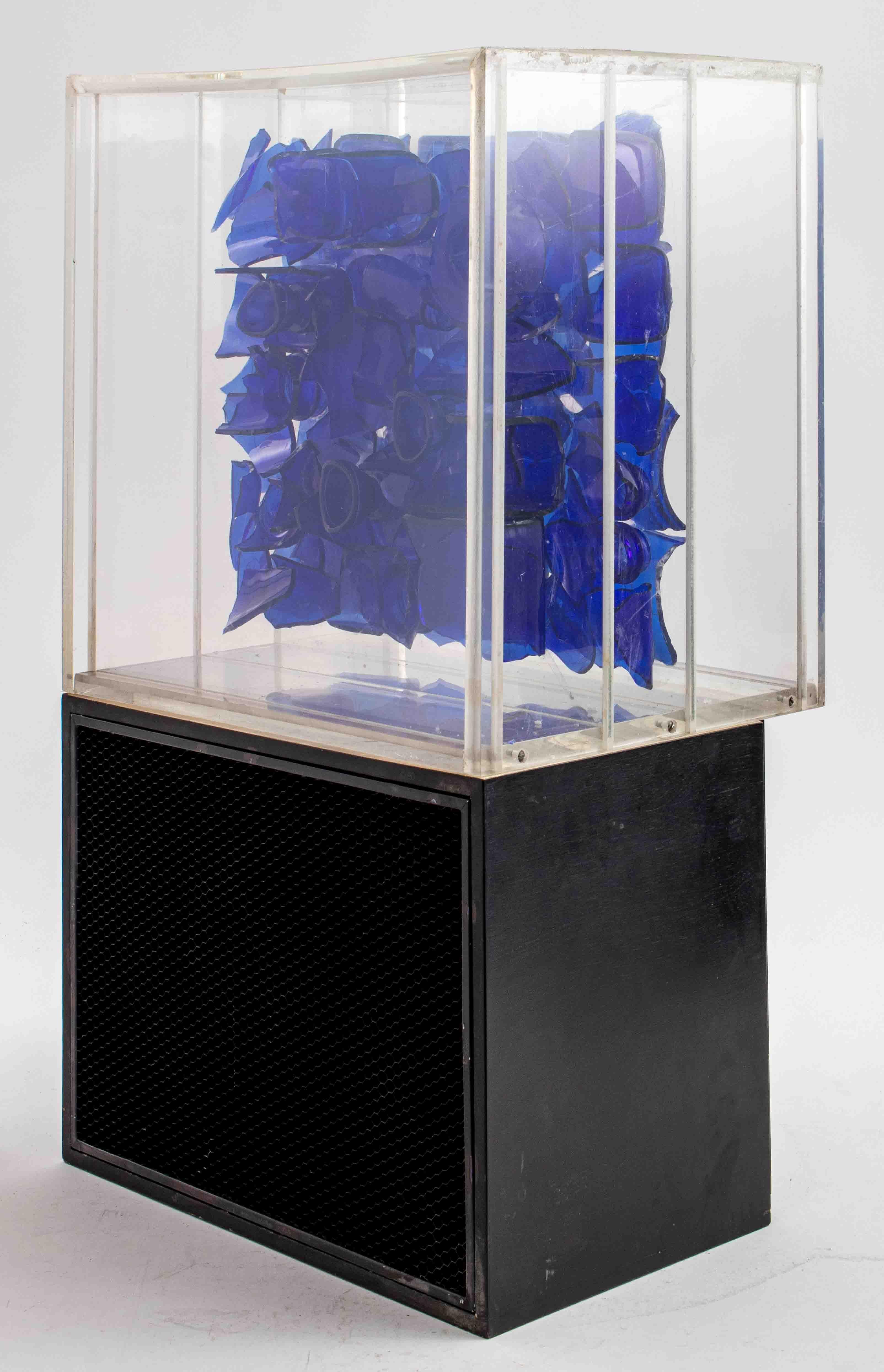 Illuminated Blue Glass Assemblage Art Sculpture In Good Condition In New York, NY