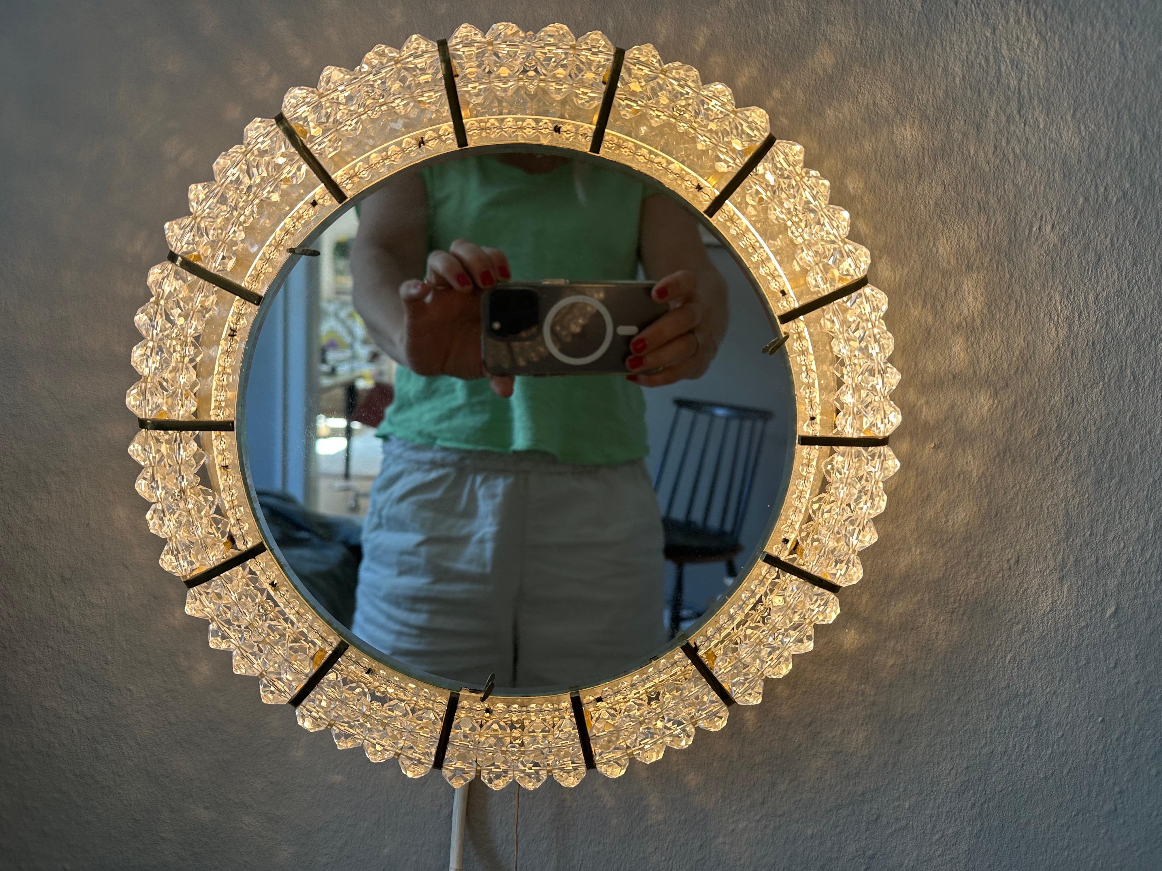 Miroir en laiton illuminé par Emil Stejnar pour Rupert Nikoll, Autriche, années 1950 en vente 8