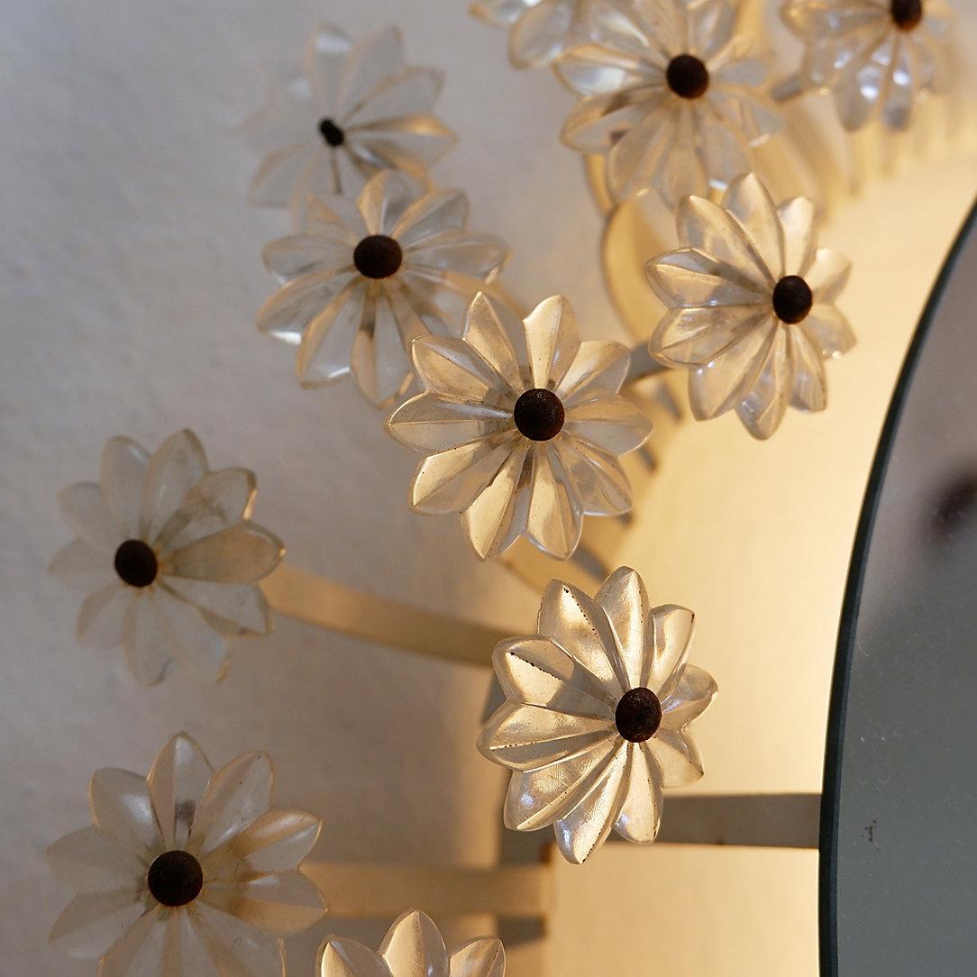 Miroir illuminé à fleurs (Ø 30cm) par Emil Stejnar pour Rupert Nikoll - 1960s en vente 3
