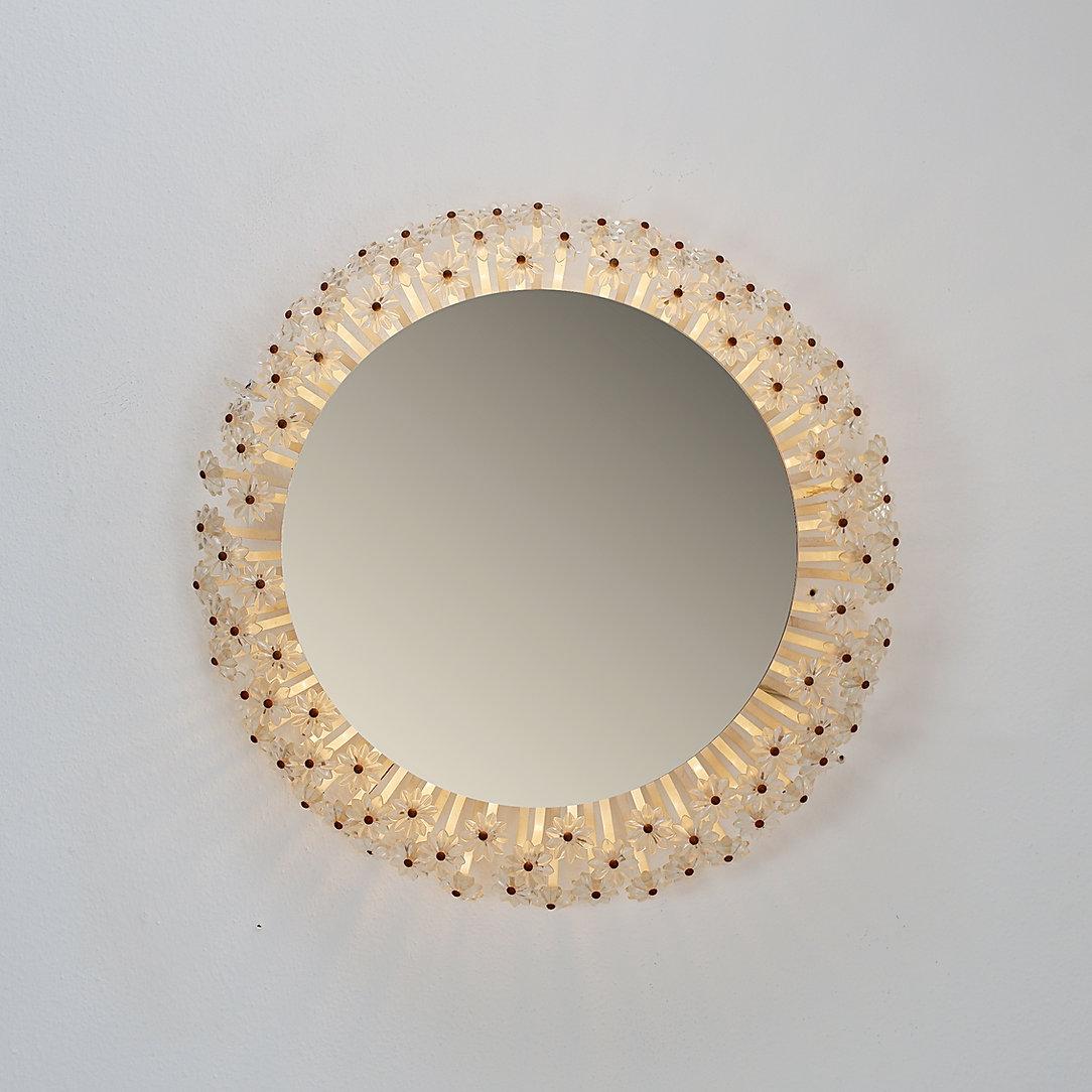 Miroir illuminé à fleurs (Ø 30cm) par Emil Stejnar pour Rupert Nikoll - 1960s en vente 1