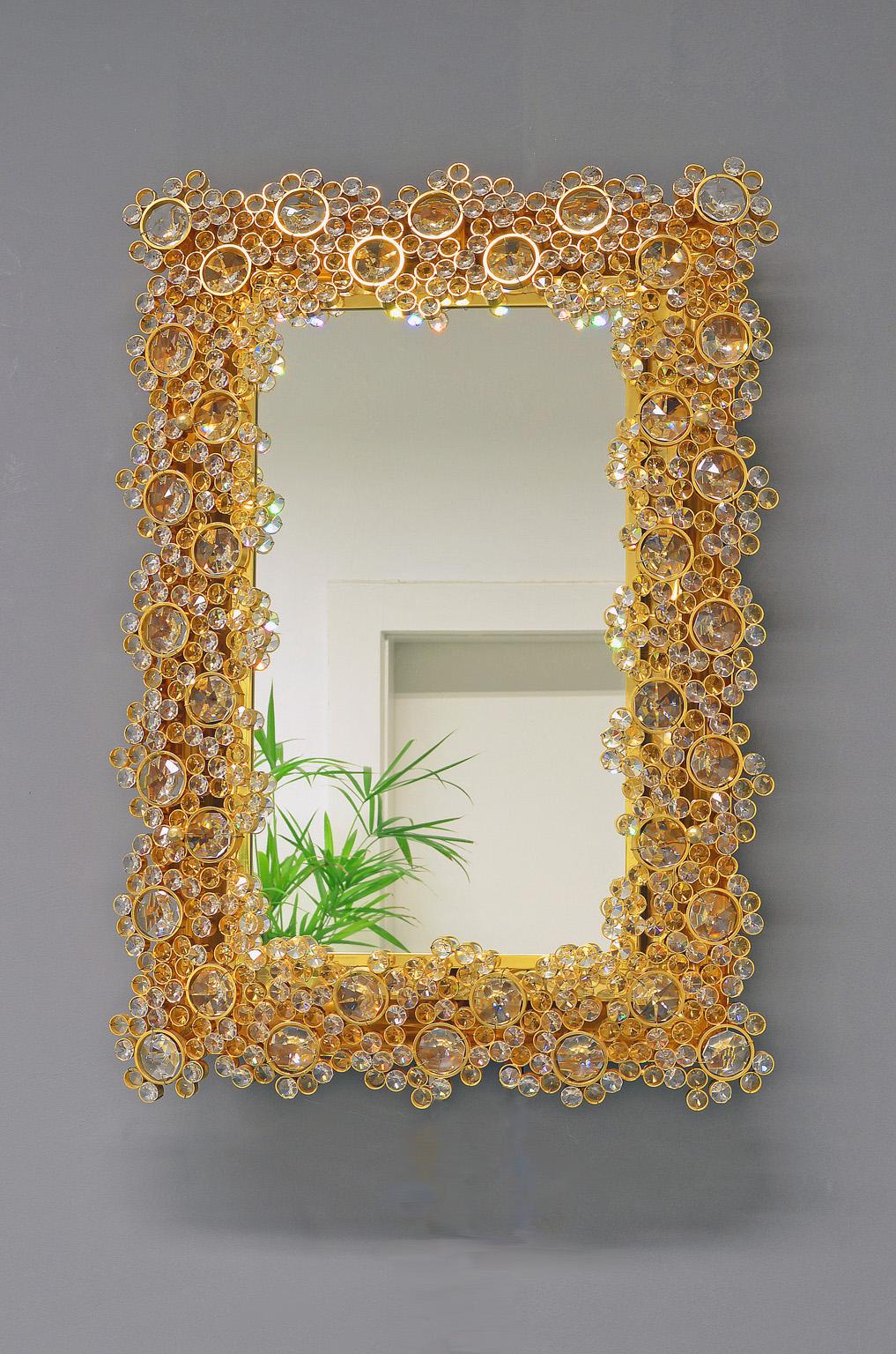 Illuminated Gilt Mirror Made by Palwa, Germany 1970s, Gold Colored im Zustand „Gut“ im Angebot in Nürnberg, Bavaria