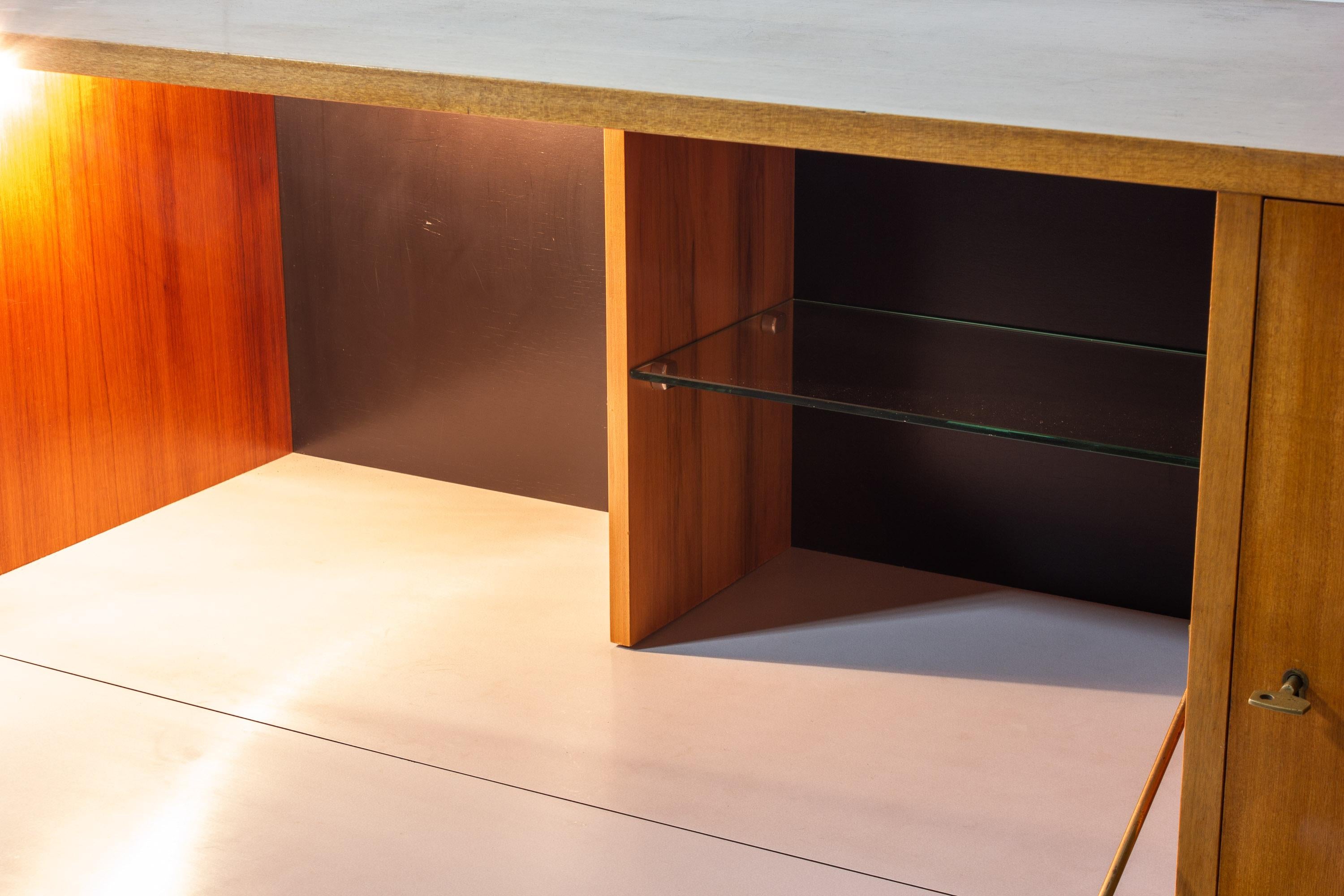 Belga Mobile bar illuminato di metà secolo di Jos De Mey, Belgio 1960 in vendita