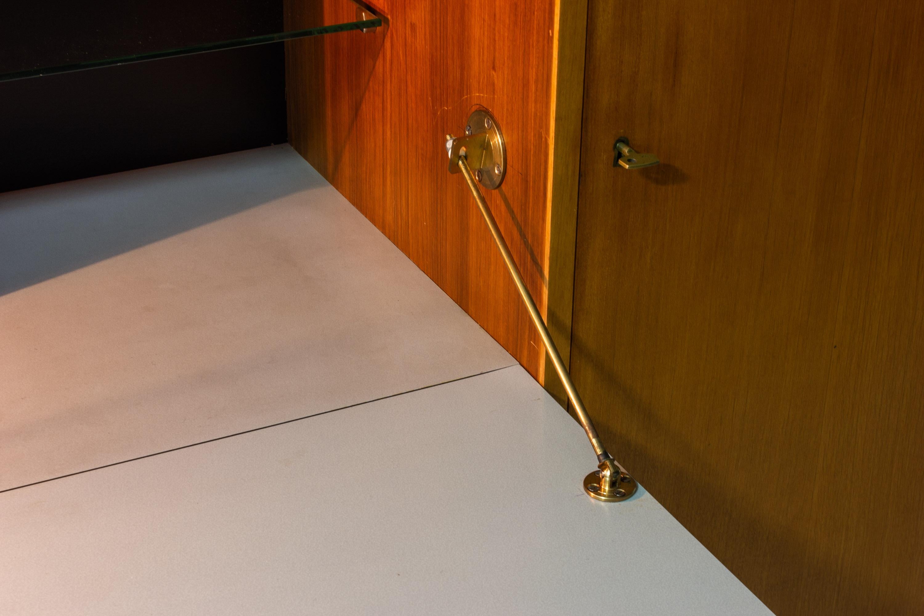 Mobile bar illuminato di metà secolo di Jos De Mey, Belgio 1960 In condizioni buone in vendita a Antwerpen, VAN