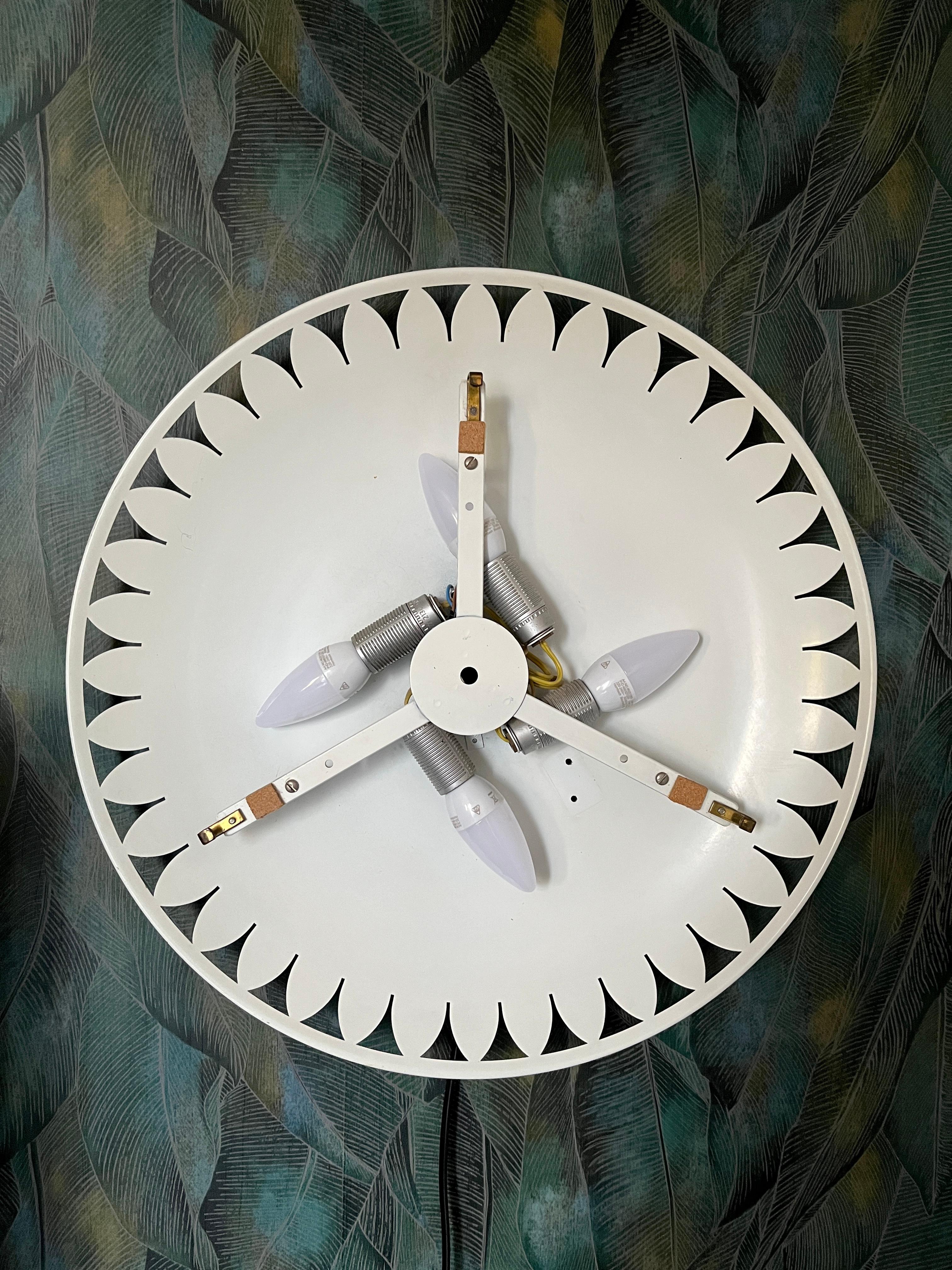 Illuminated mirror by Ernest Igl for Hillebrand For Sale 5