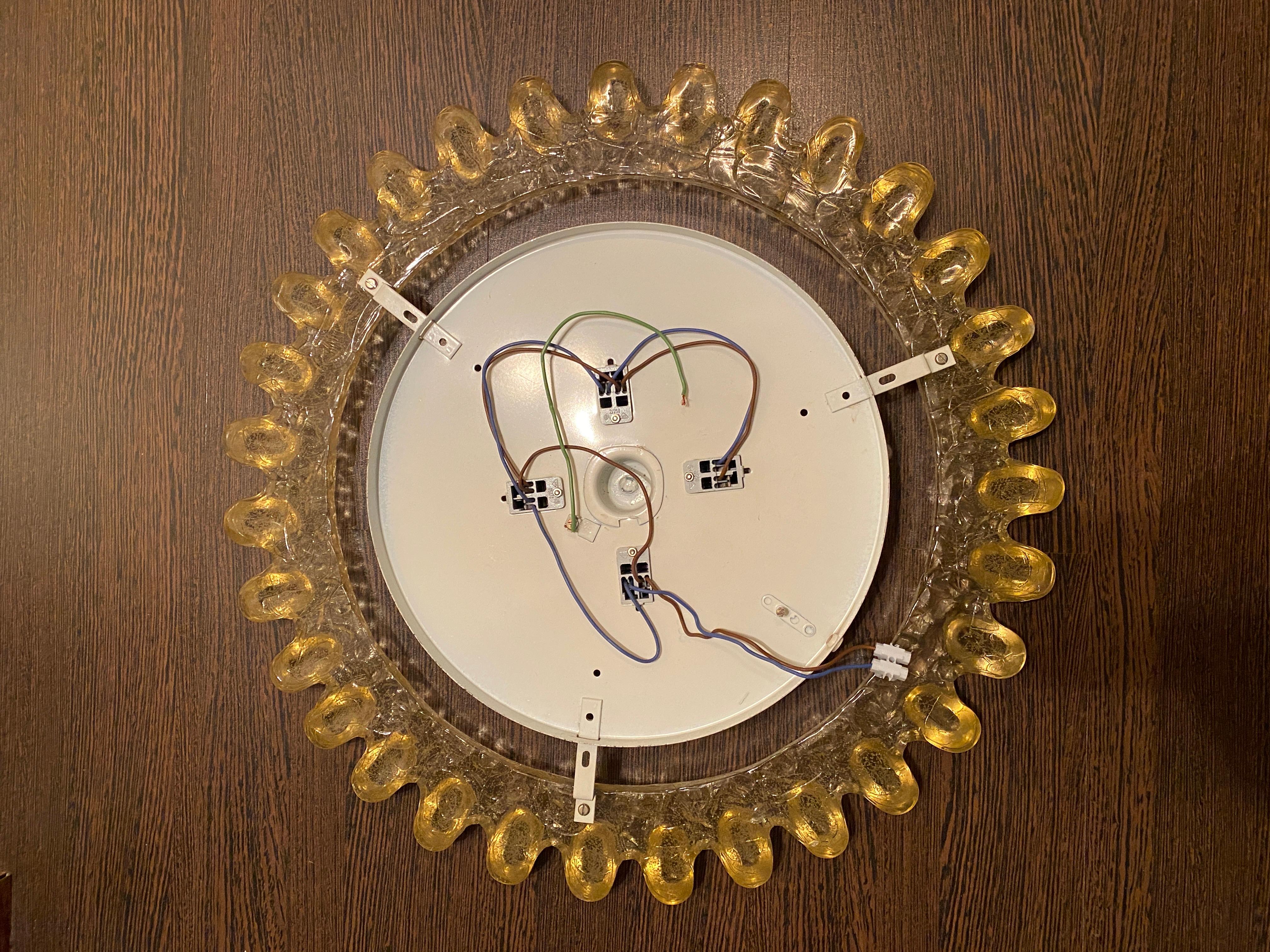 Illuminated mirror by Hillebrand For Sale 3