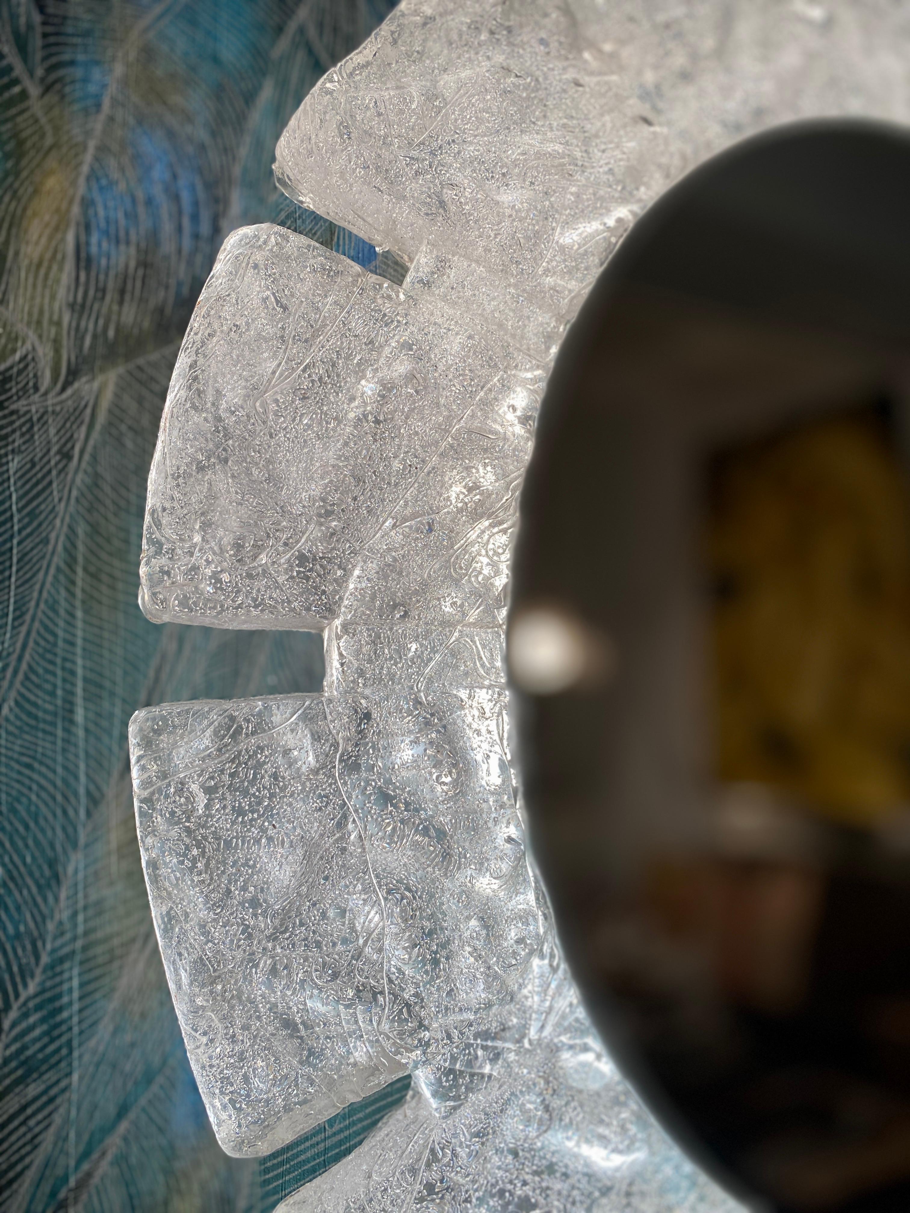 Mid-Century Modern Miroir éclairé de Hillebrand en vente