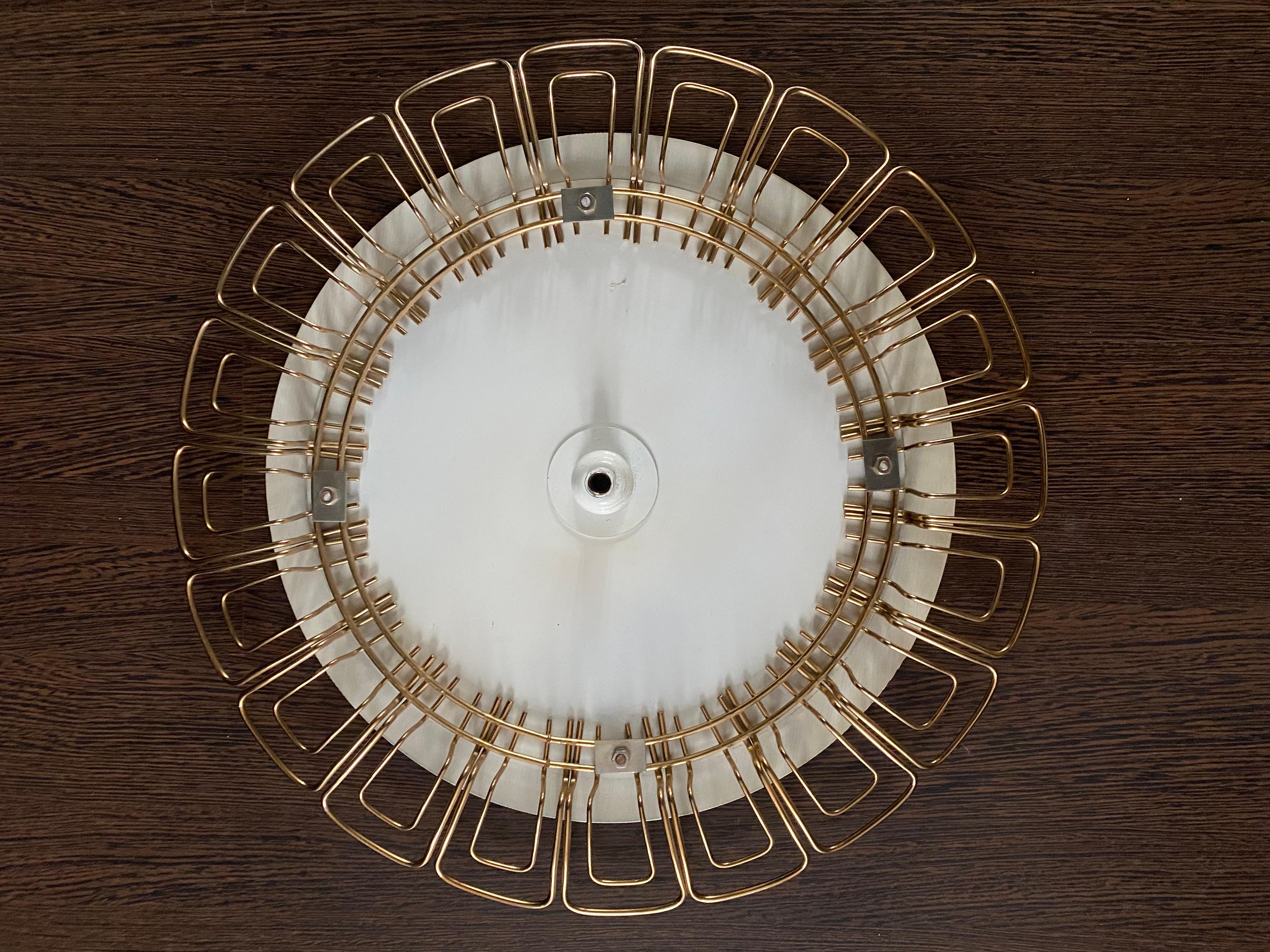 Illuminated mirror by Hillebrand In Excellent Condition For Sale In Hannover, DE