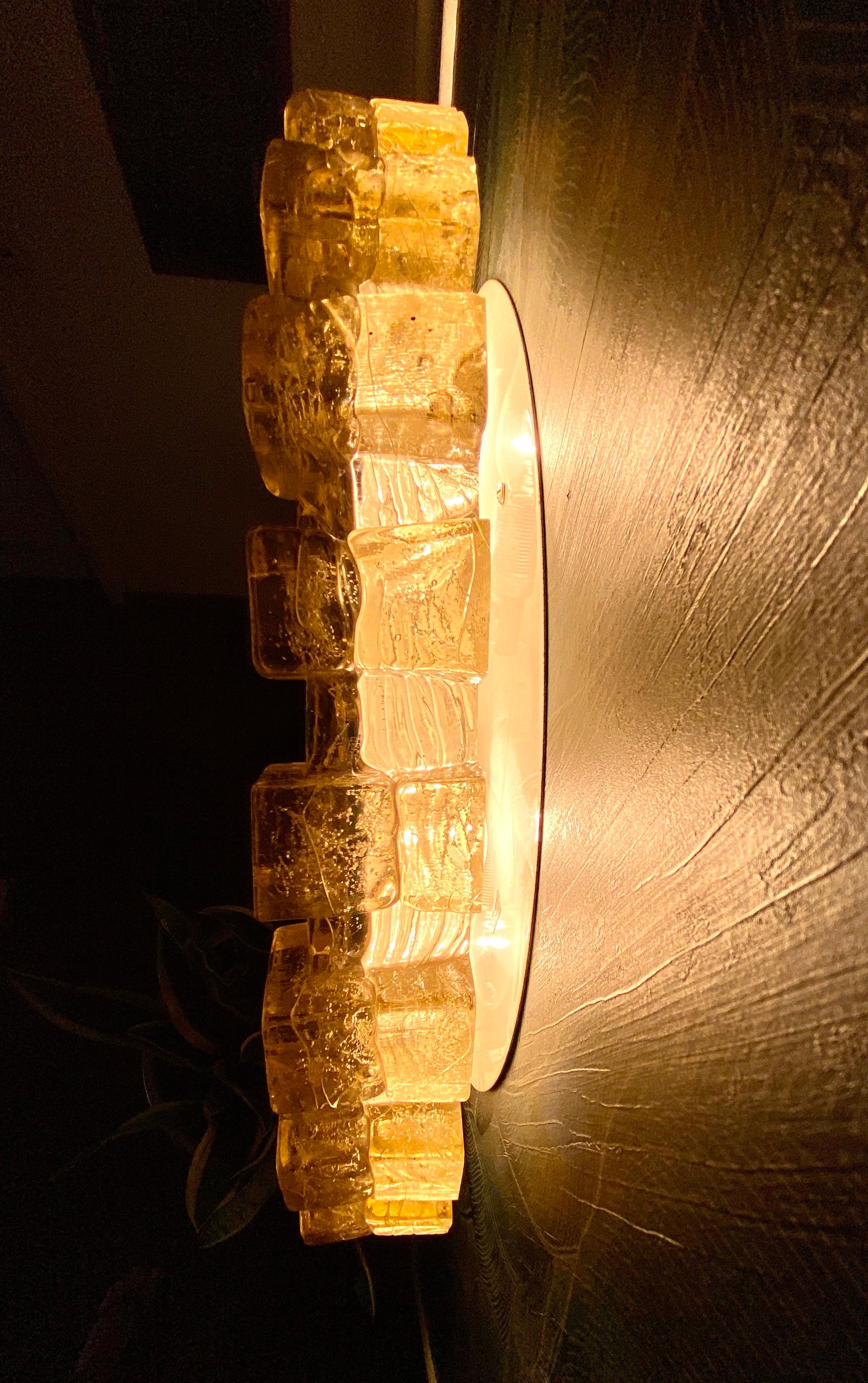 Specchio illuminato di Hillebrand in vendita 1