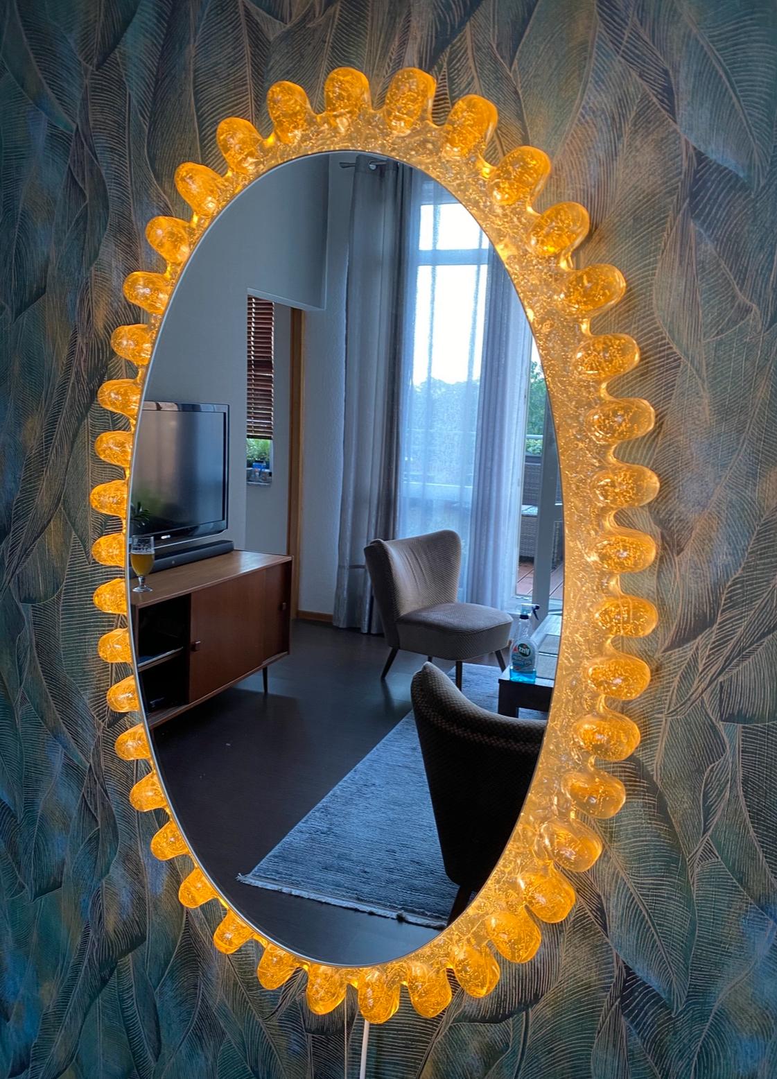 Illuminated mirror by Hillebrand For Sale 1