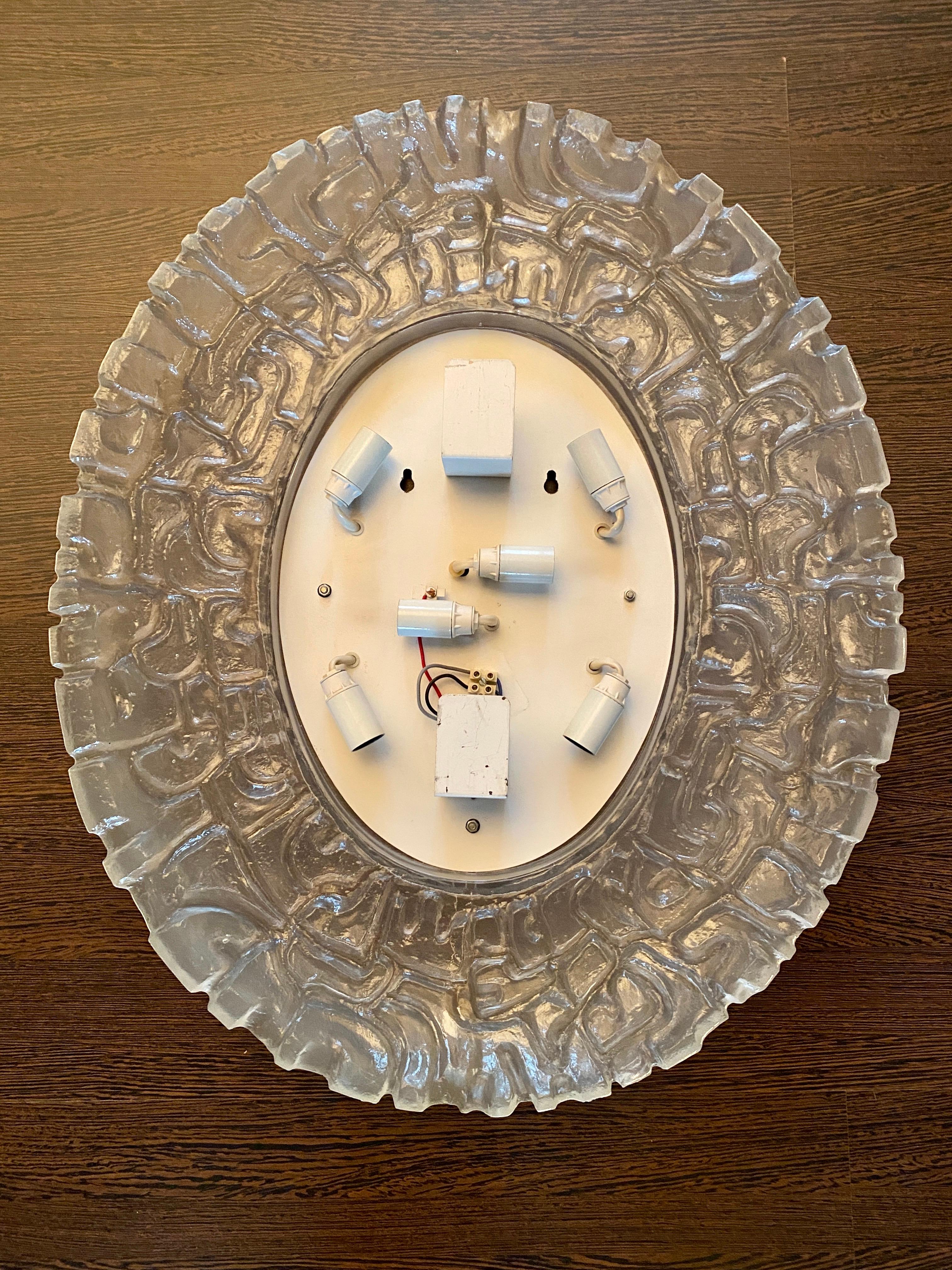 Illuminated mirror by Hillebrand For Sale 1