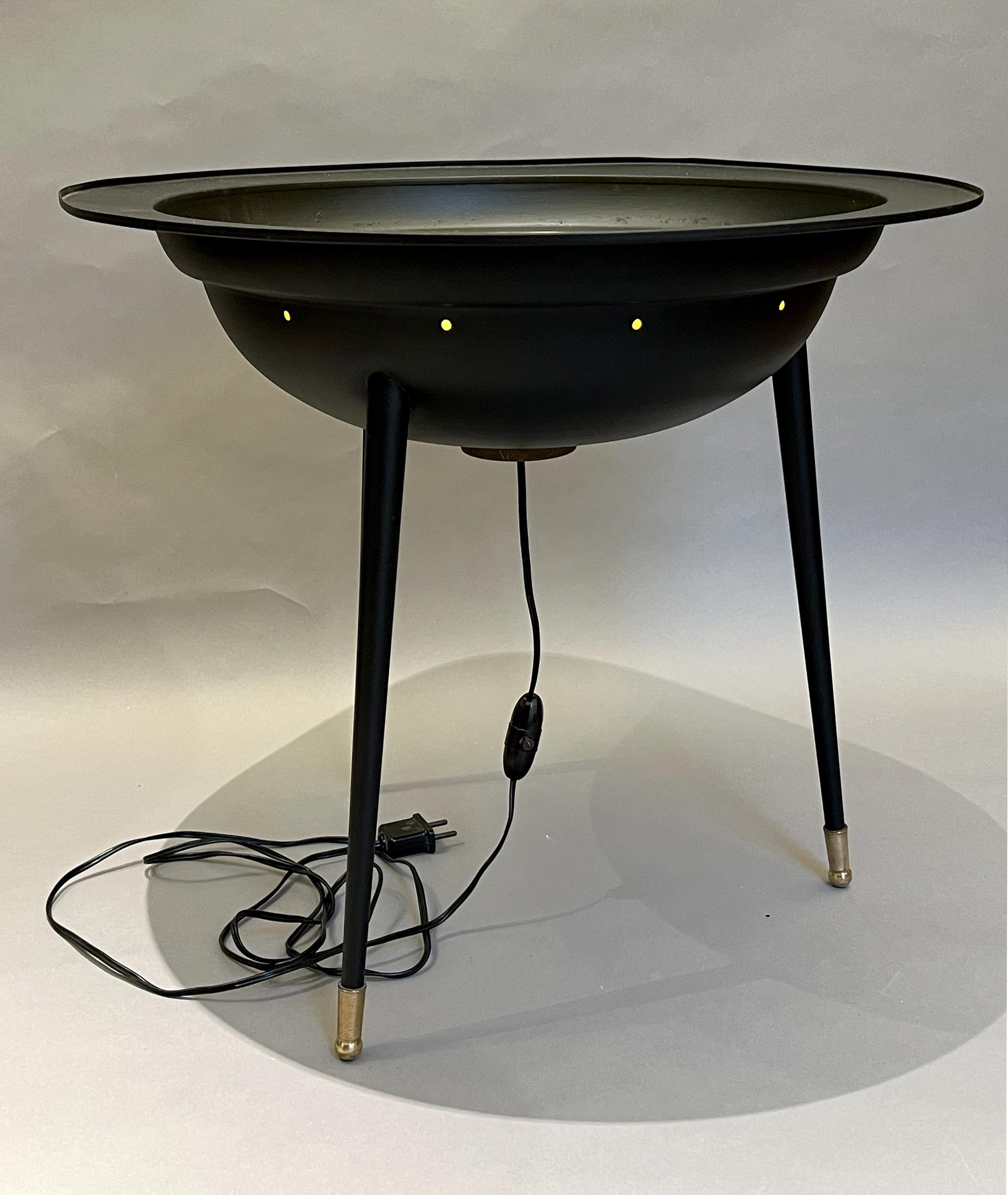 Lacquered Illuminated pedestal table, attributed to Jean-Simon Labret, circa 1950 / 1960 For Sale