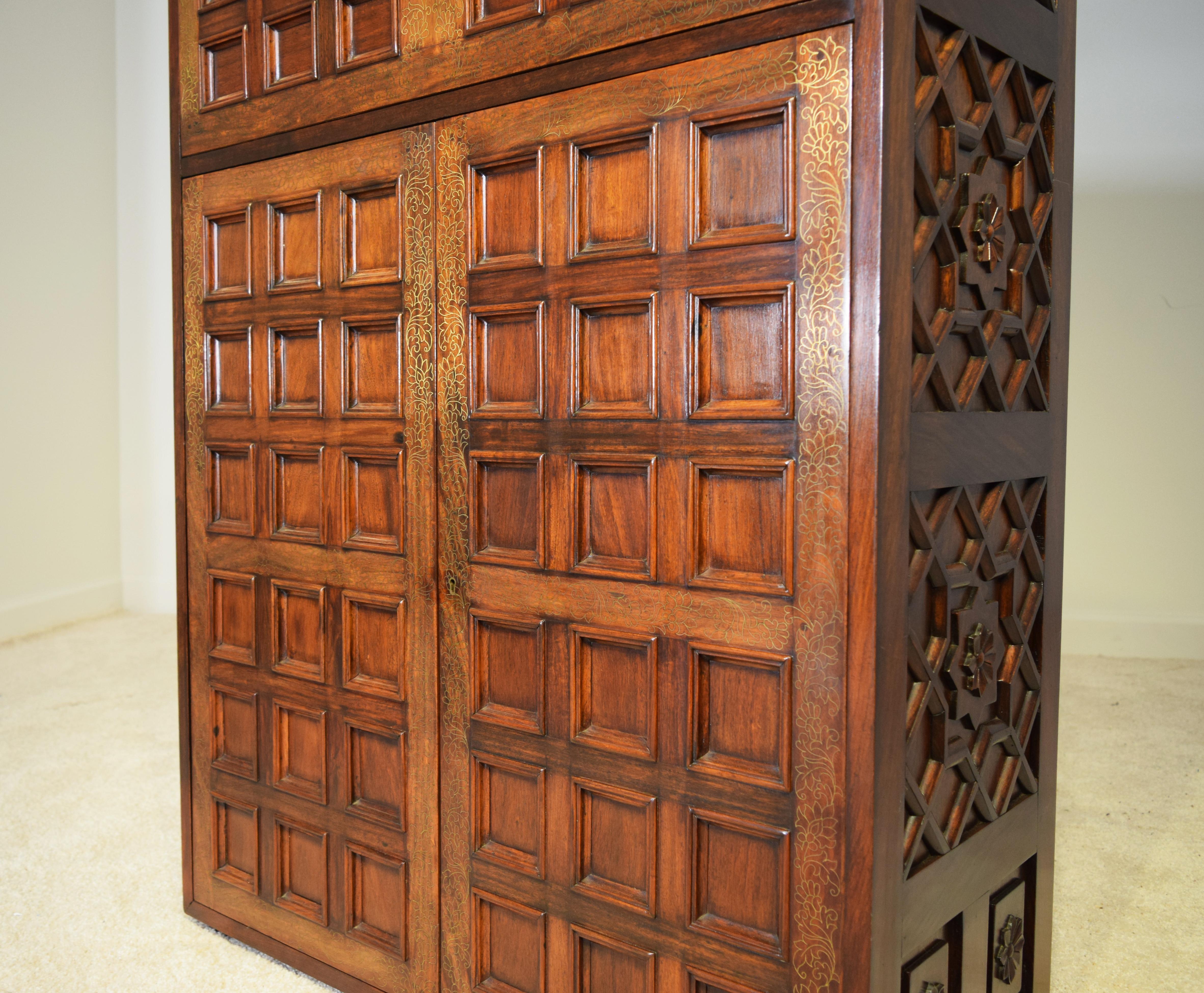 Illuminated Solid Rosewood Bar Cabinet with Brass Inlay 10