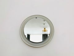 Illuminated Sunburst Mirror