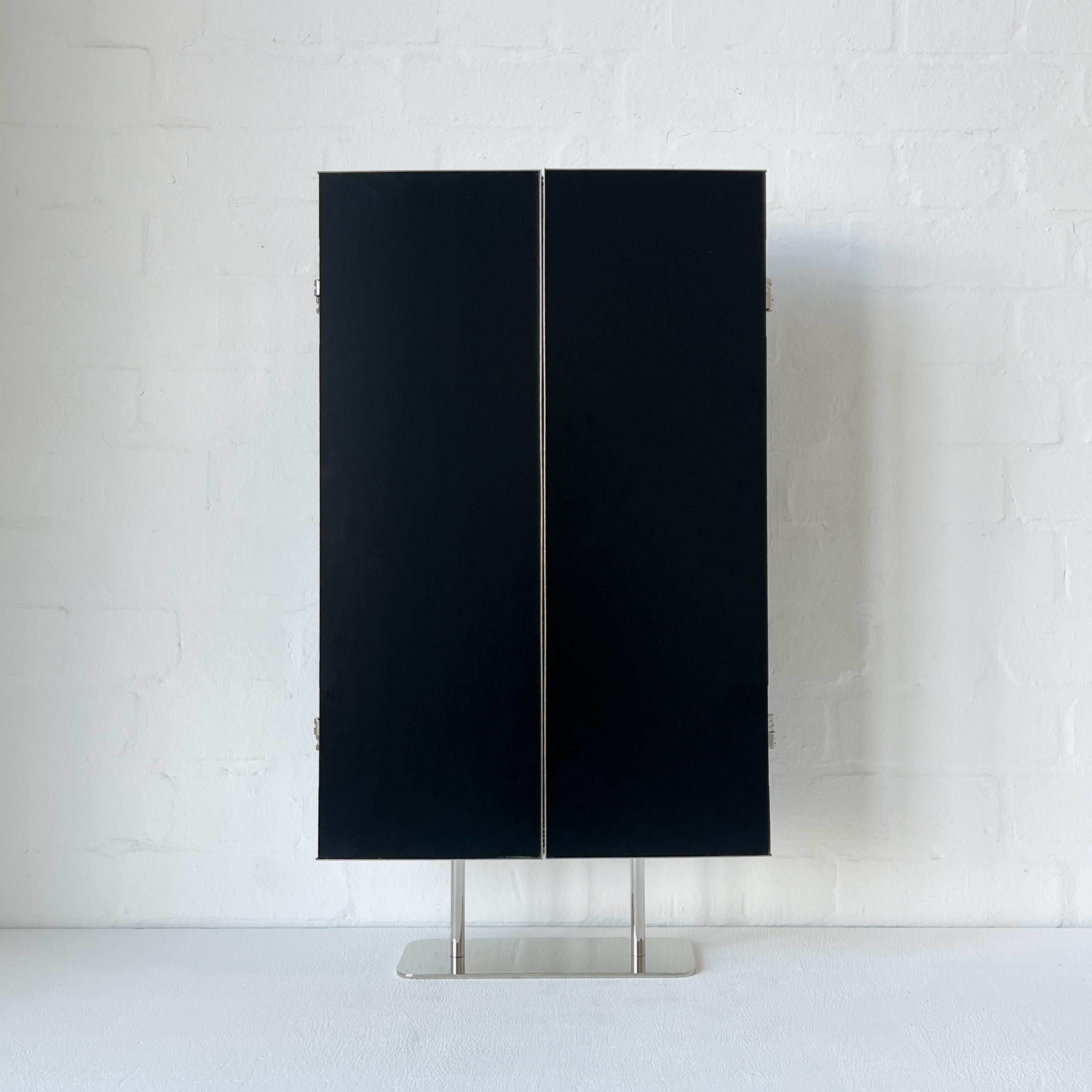 Contemporary Illuminated Triptych Countertop Rectangular Mirror with Nickel plated Frame For Sale