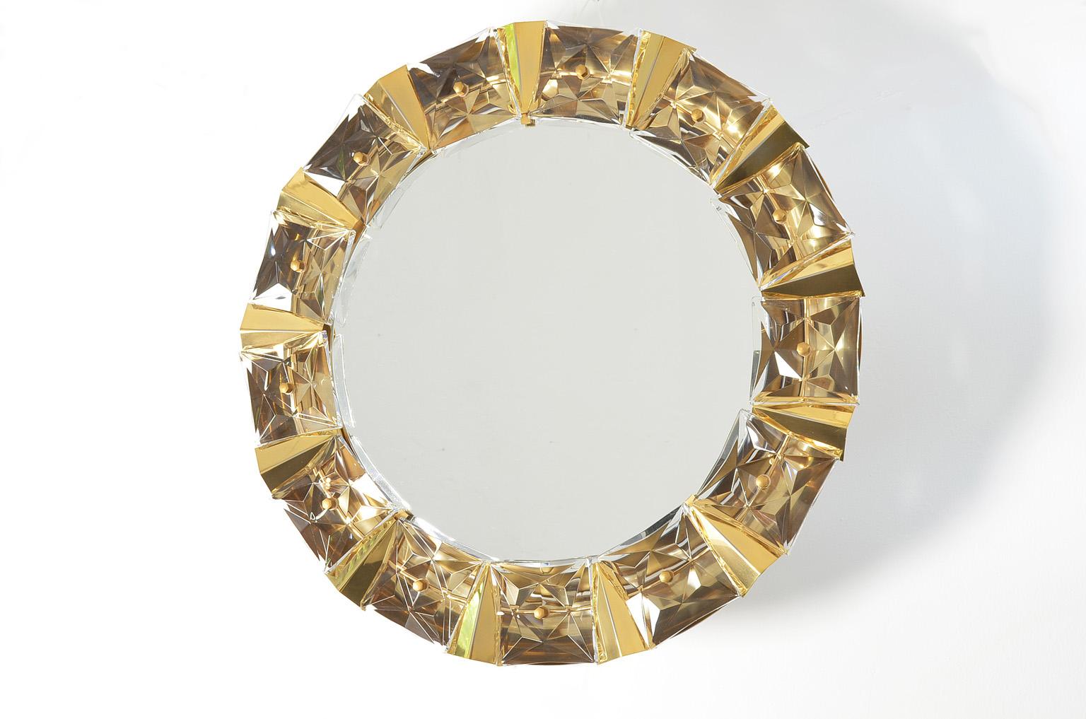 Illuminated Wall Mirror in Crystal Glass and Gilt Brass from Kinkeldey, 1970s im Angebot 2