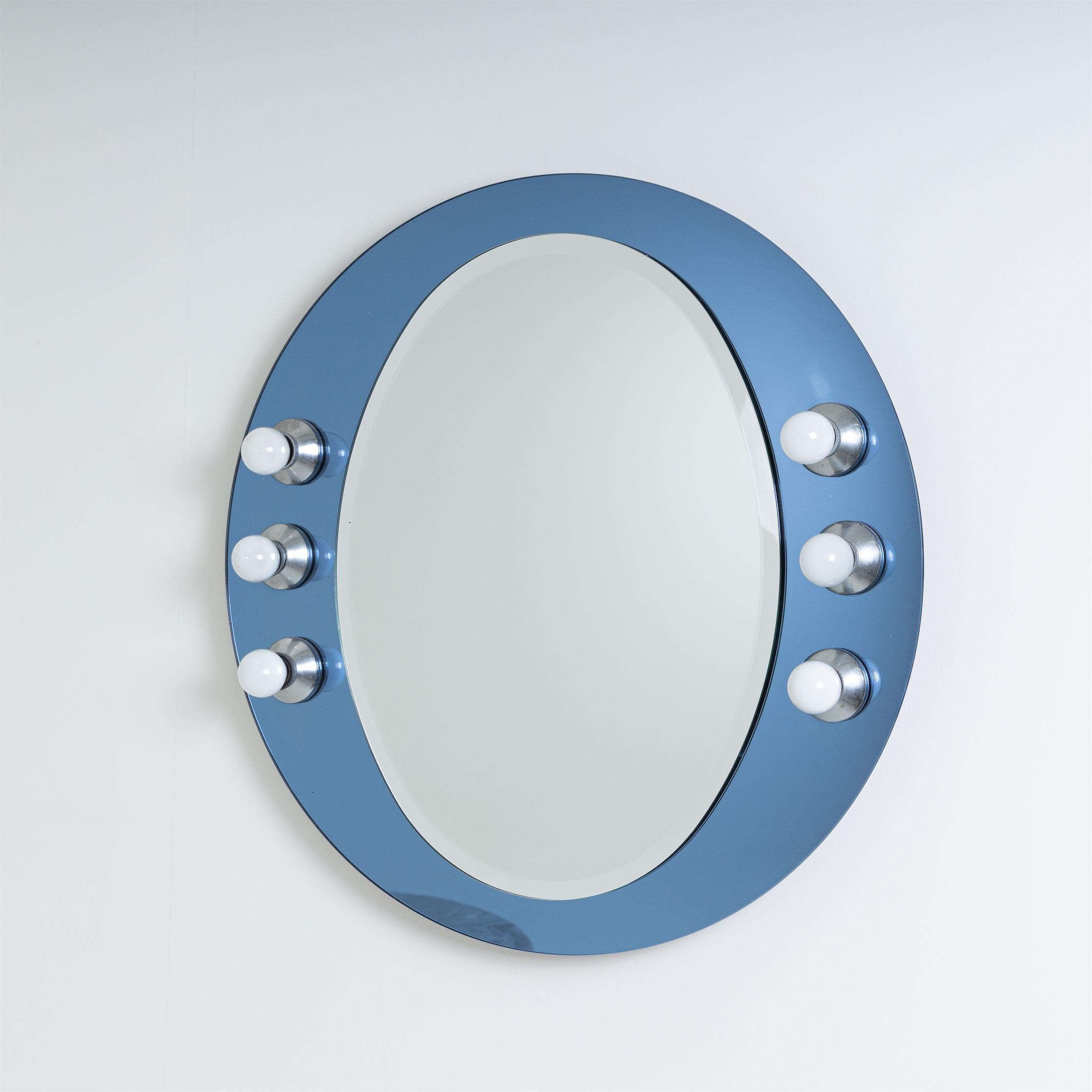 Mid-Century Modern Illuminated Wall Mirror, Italy 1970s For Sale