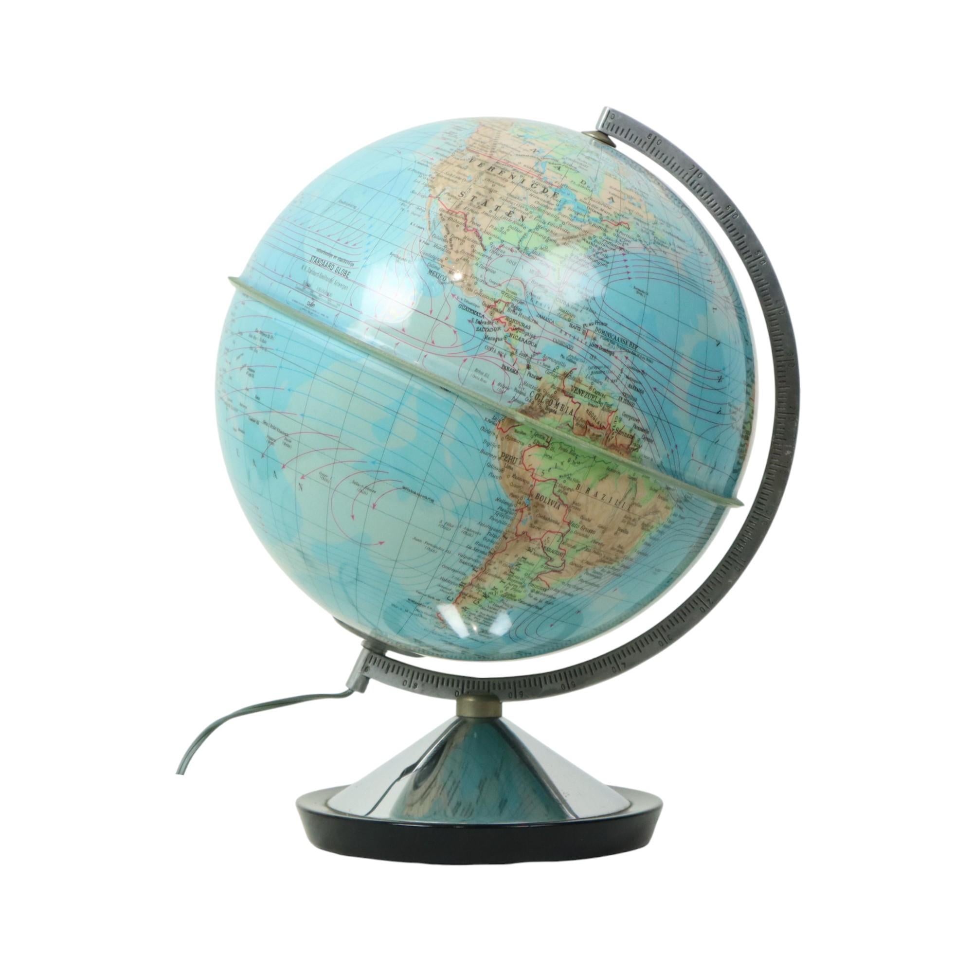 Chrome Illuminated World Globe Lamp 1967 Standard Globe Dutch Gdp Italy en vente
