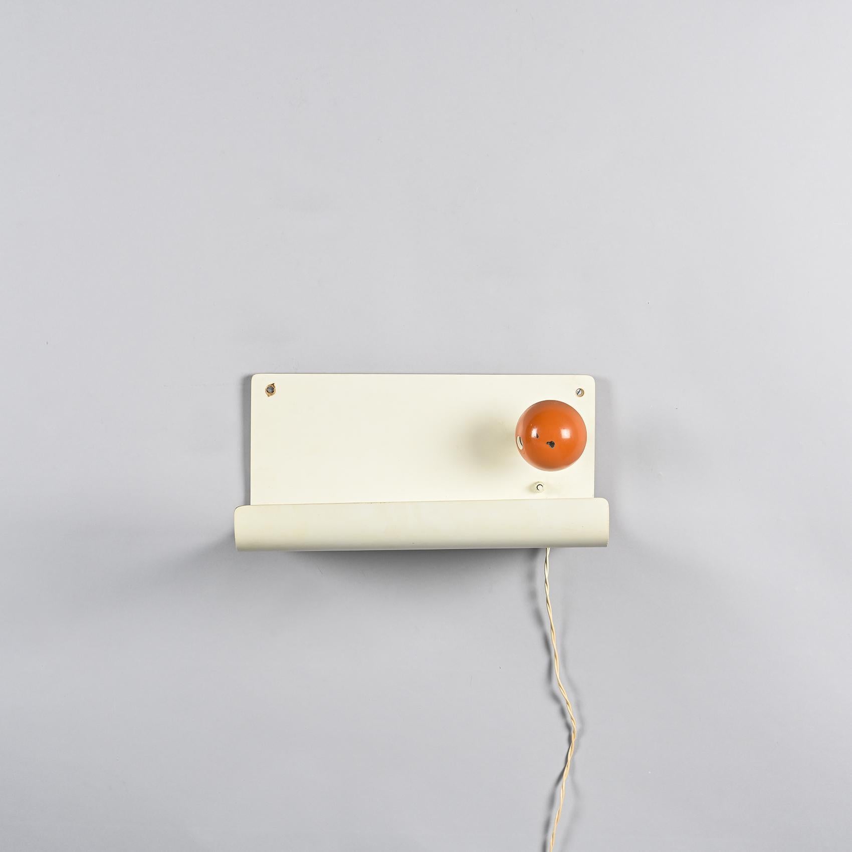 Mid-Century moderno Comodino illuminante, Pierre Guariche circa 1968 in vendita