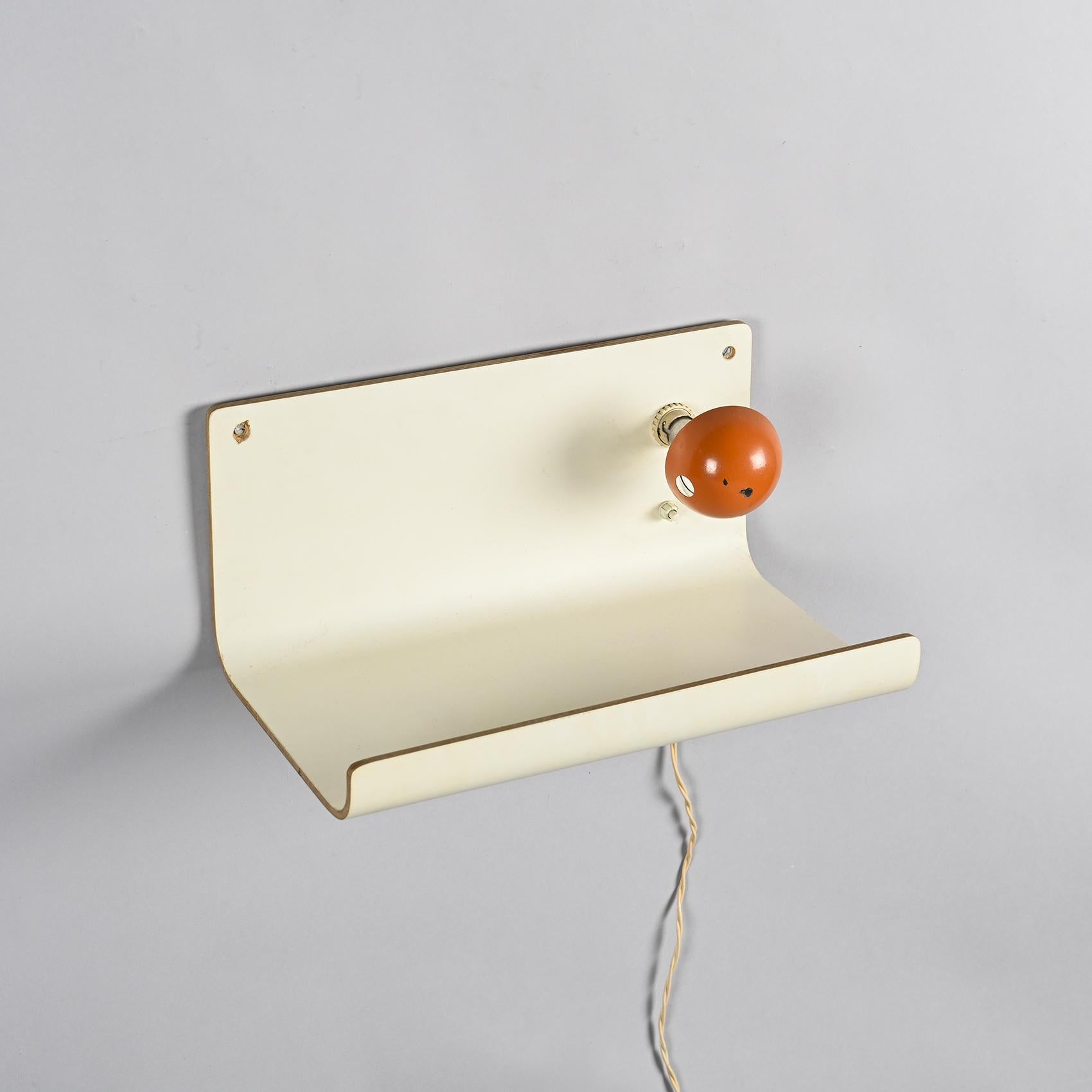 Comodino illuminante, Pierre Guariche circa 1968 in vendita 2
