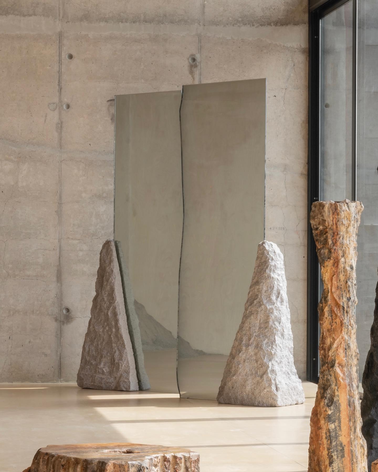 Irregular Wavy Double Mirror with Natural Grey Stone Base by Andres Monnier For Sale 3