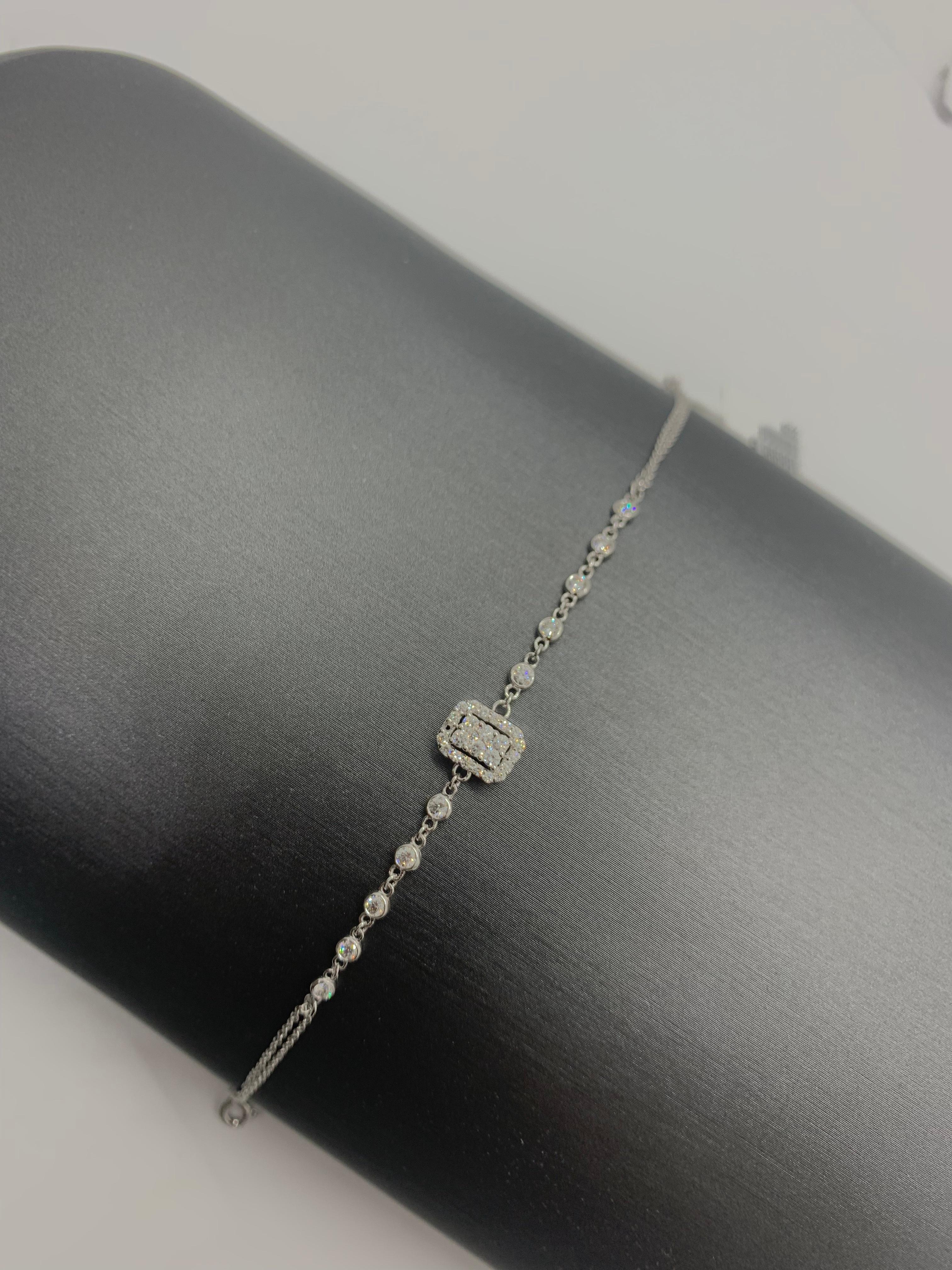 Illusion Diamond Chain Bracelet in 18K White Gold, Small In New Condition For Sale In Los Angeles, CA