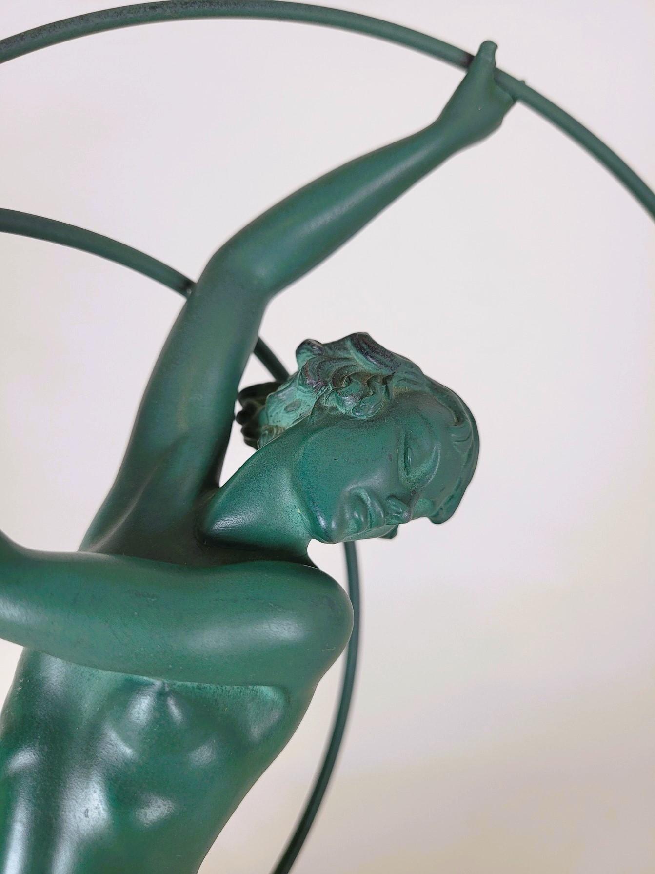 Zinc brut Sculpture signée Fayral et Max Le Verrier, Art déco, 20e siècle en vente