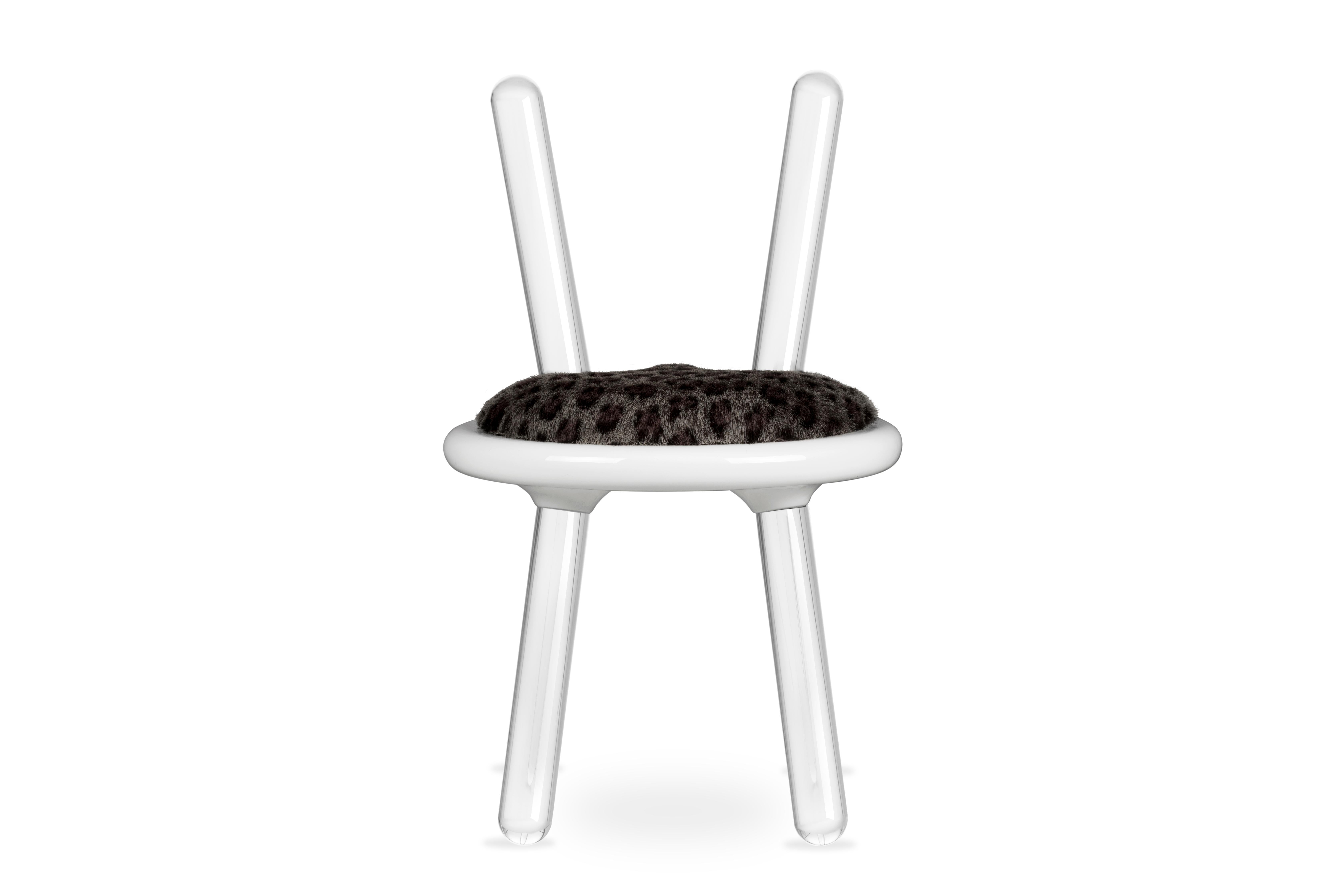 Illusion Leopard Kids Chair in Acrylic with Fur Seat by Circu Magical Furniture In New Condition For Sale In New York, NY