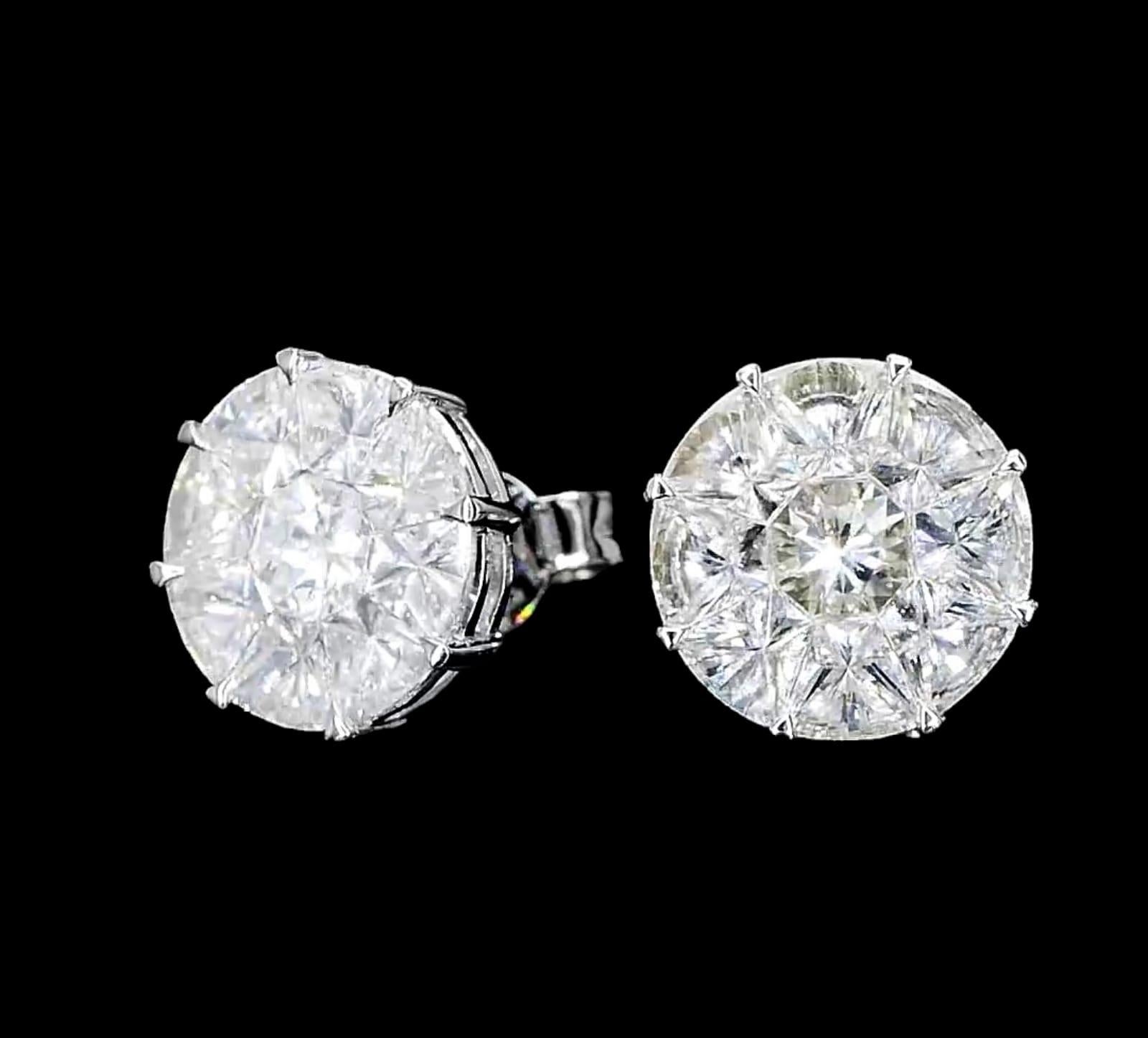 **100% NATURAL FANCY COLOUR DIAMOND JEWELRY**

✪ Jewelry Details ✪

♦ MAIN STONE DETAILS

➛ Stone Shape: Round
➛ Stone Weight: 18 pcs – 3.27 cts

♦ GROSS WEIGHT: 3.69 grams

➛ Metal Type: 18k White Gold
➛ Jewelry Type: Diamond earrings, Stud