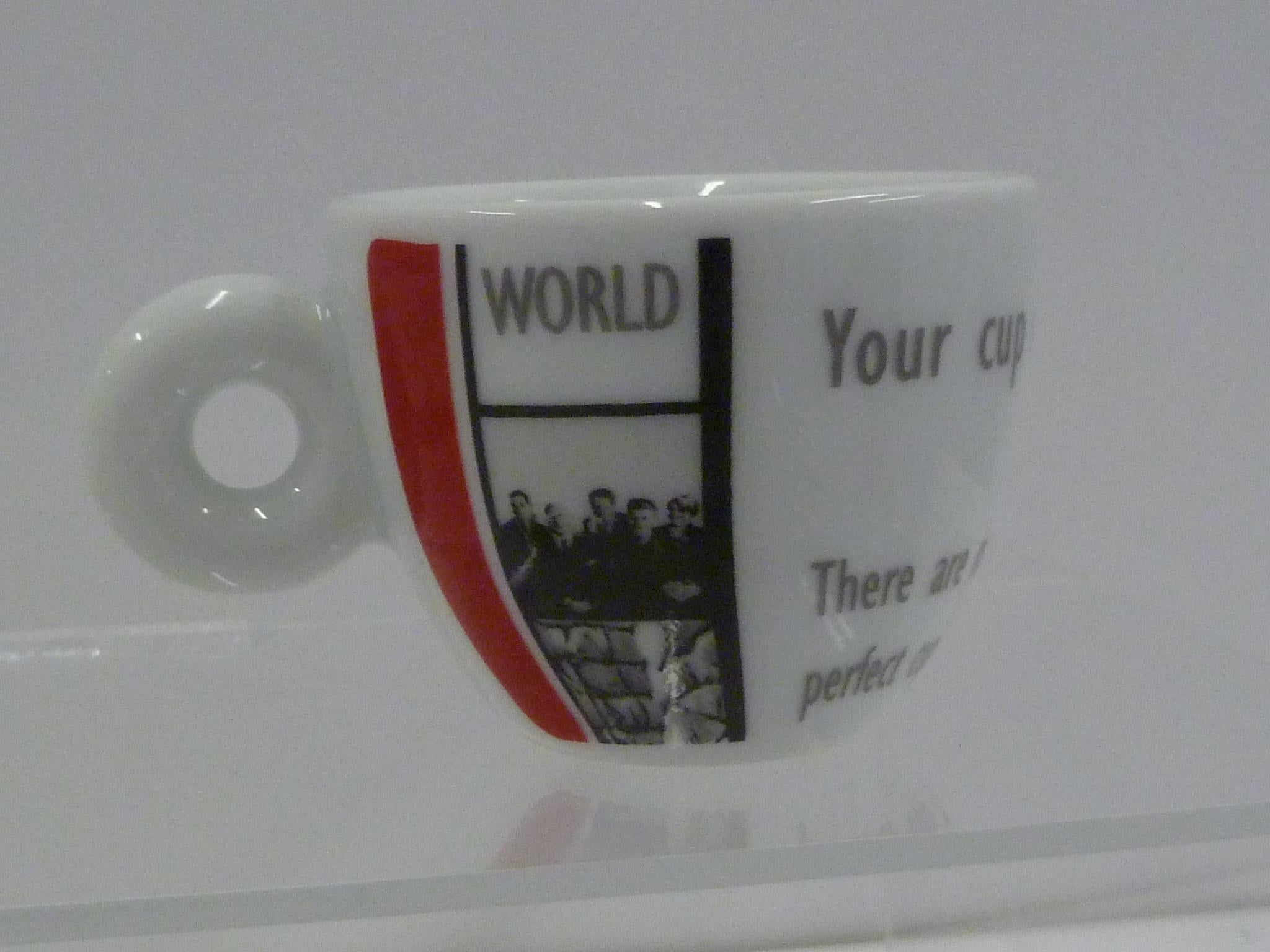 Contemporary Illy Collection, No Water No Coffee, Maria Joao Calisto 2002 Espresso Cups