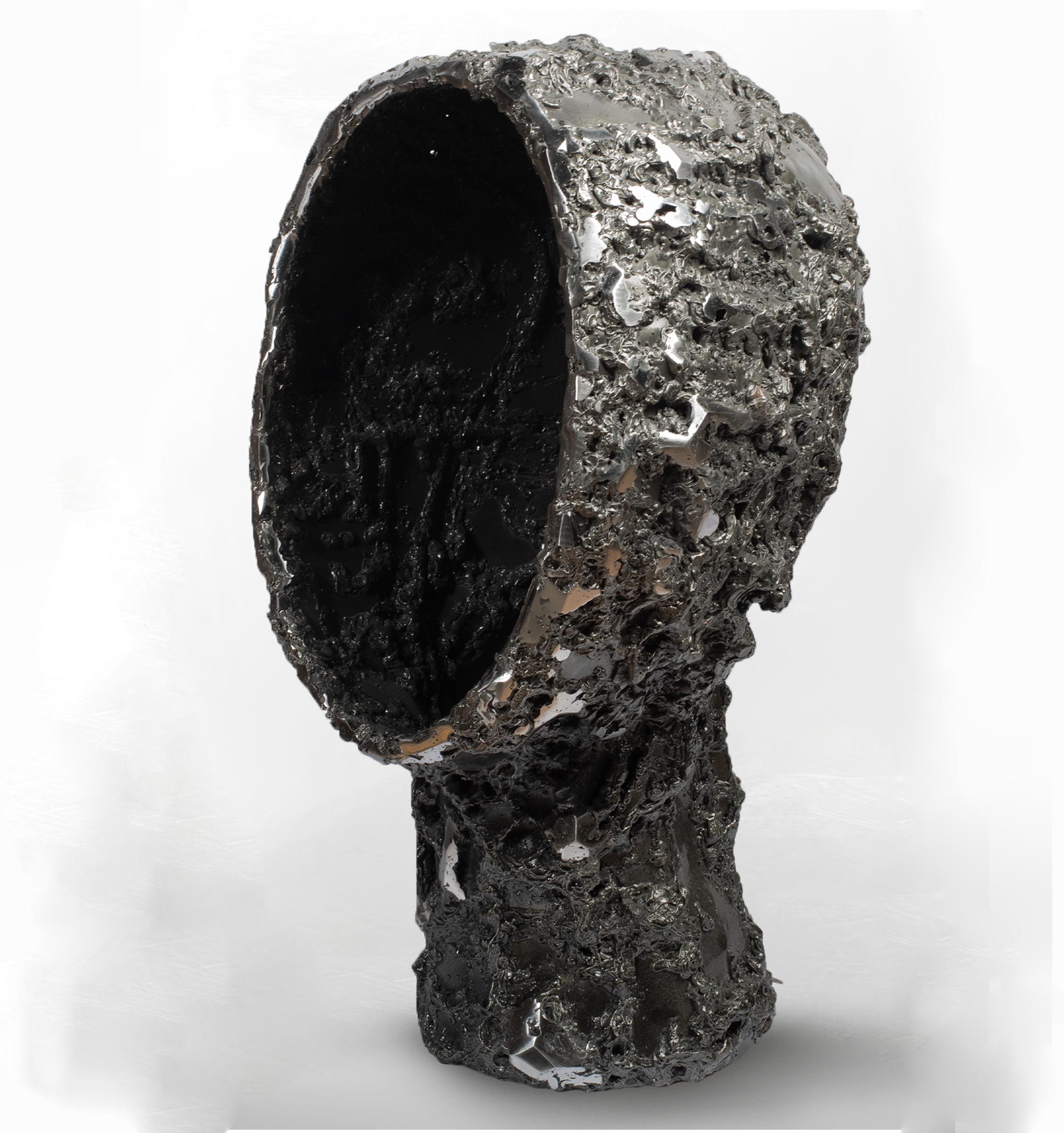"MAOLA 5" Scultura in acciaio 31,5 x 16 x 14 pollici Edizione 1/5 di ILLYA TIGOIS

Mezzo: acciaio e vernice acrilica

Il progetto "MAOLA" è una serie di opere che permettono all'osservatore di immergersi nelle profondità del proprio universo. I