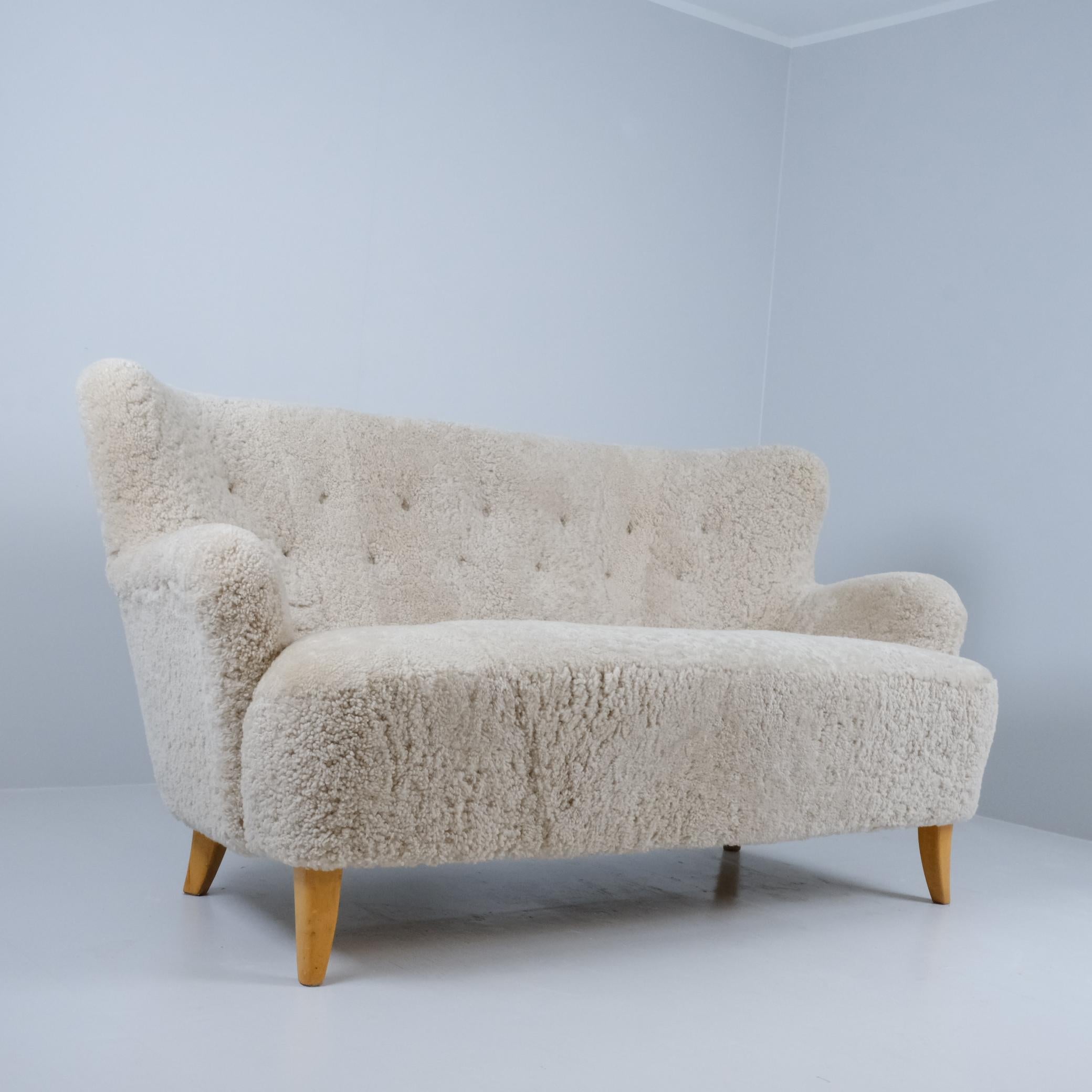 Mid-Century Modern Ilmari Lappalainen Laila Sofa Model 238 in Sheepskin, Asko 1940s For Sale
