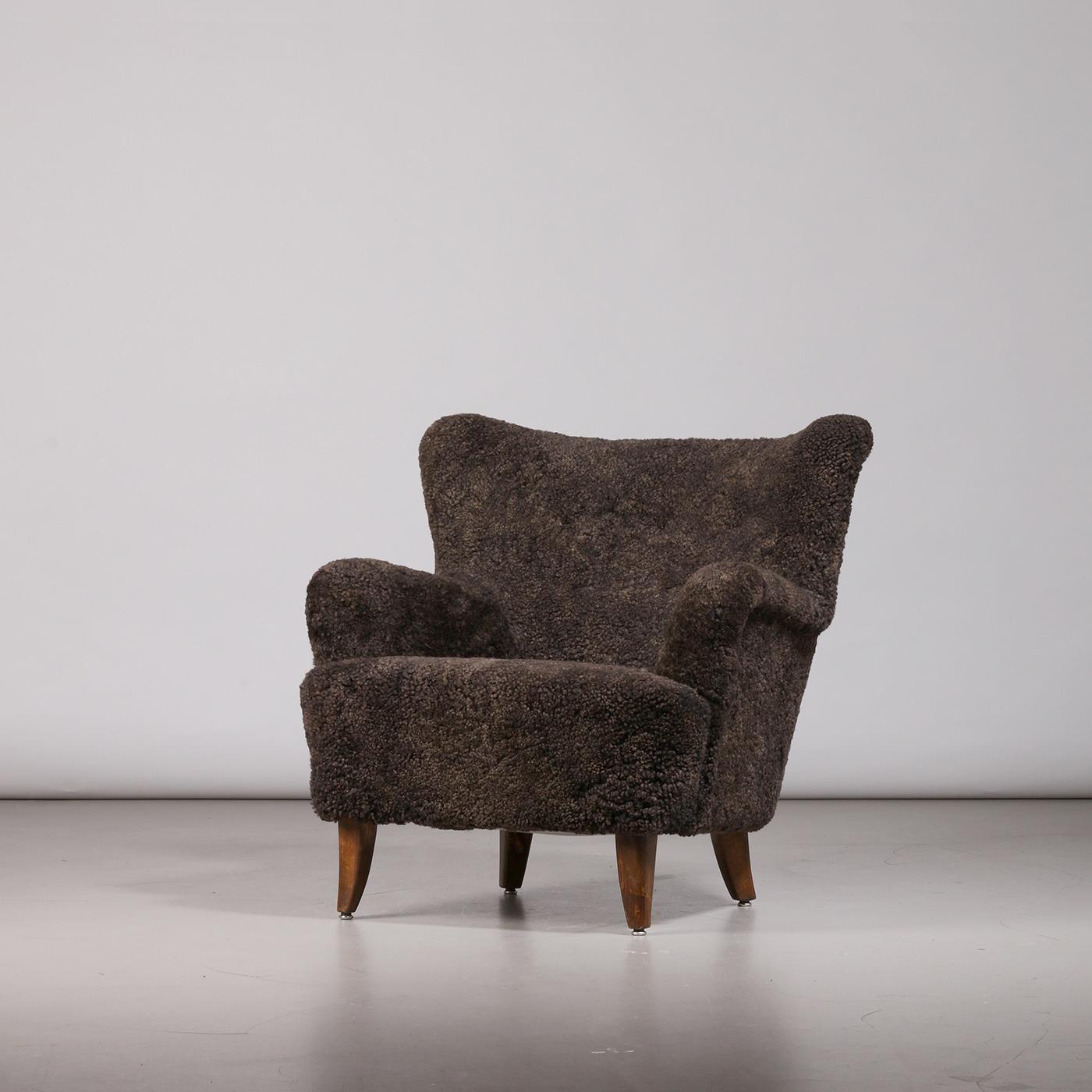 Ilmari Lappalainen Sesselpaar 'Laila' aus Schafsleder in Espresso, 1950er Jahre (Skandinavische Moderne) im Angebot