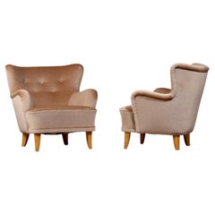 Ilmari Lappalainen Pair of 'Laila' Armchairs in Velvet Upholstery, 1950s