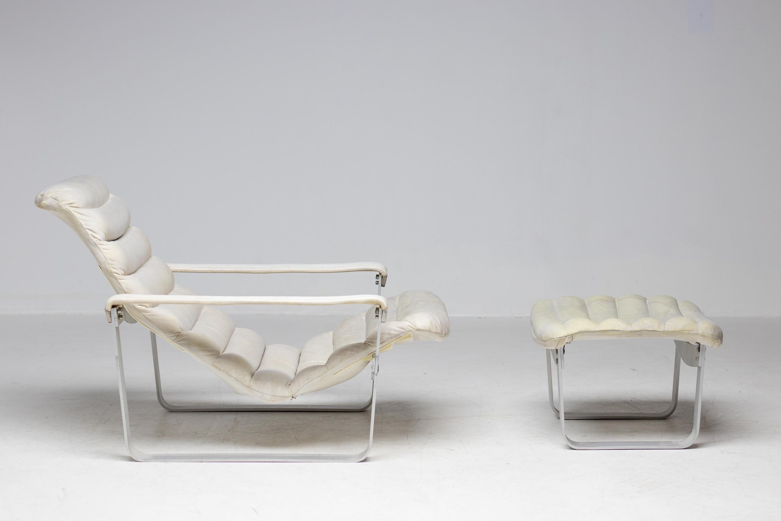 Mid-Century moderno Sedia e ottomana Pulkka di Ilmari Lappalainen in vendita