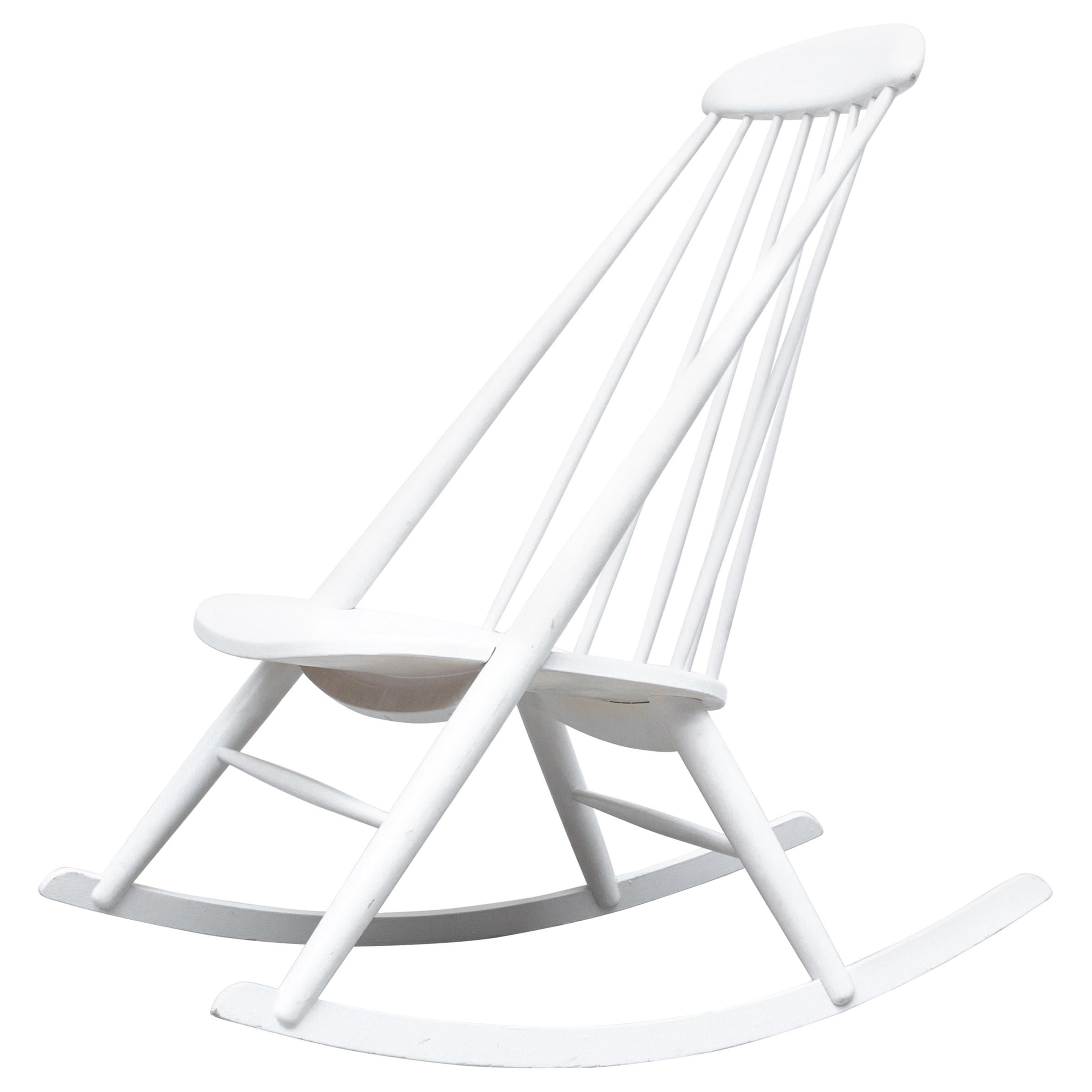 Ilmari Tapiovaara Attr White Lacquered Rocking Chair For Sale