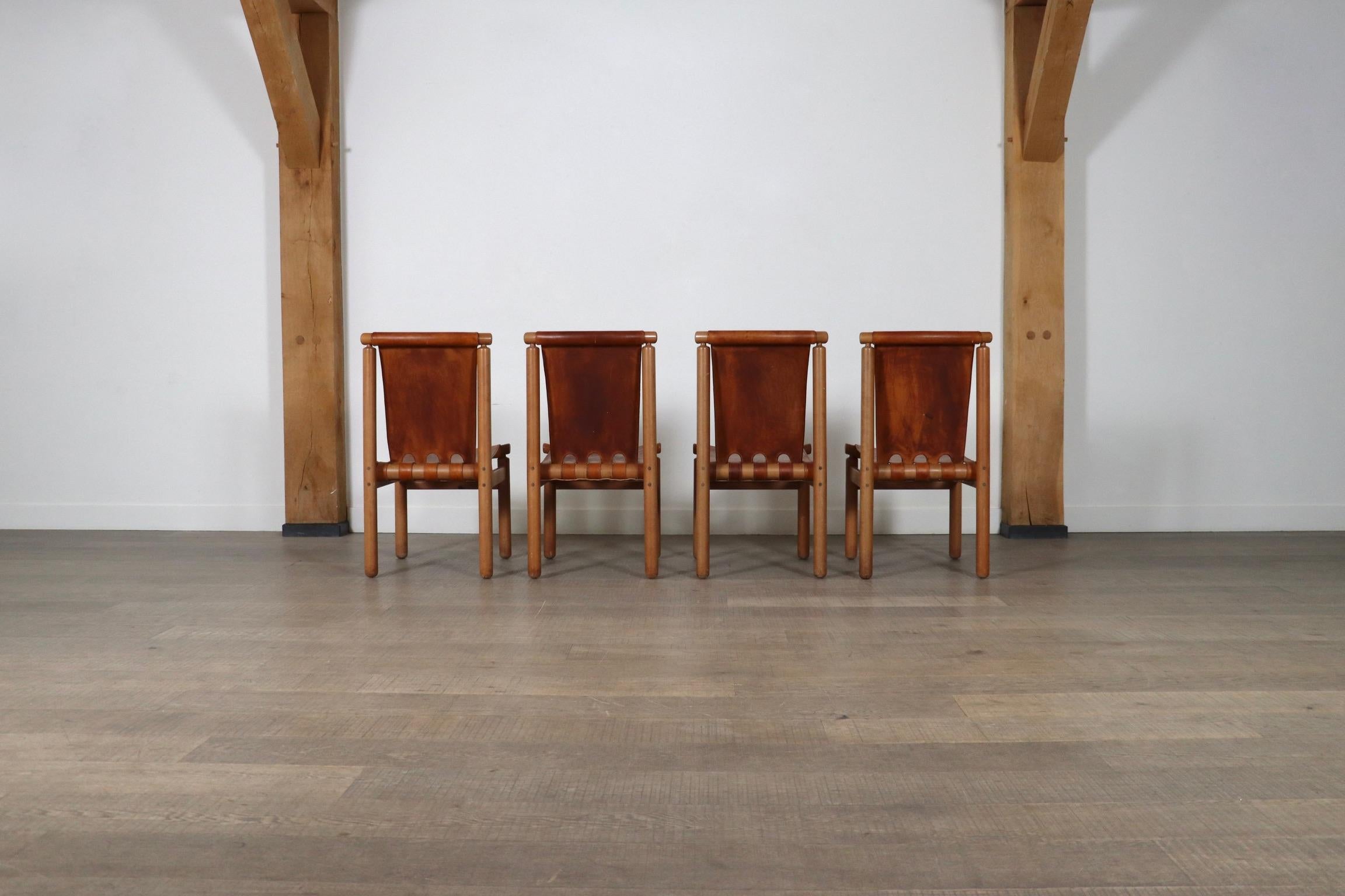 Ilmari Tapiovaara Dining Chairs For La Permanente Mobili Cantù, 1960s For Sale 6
