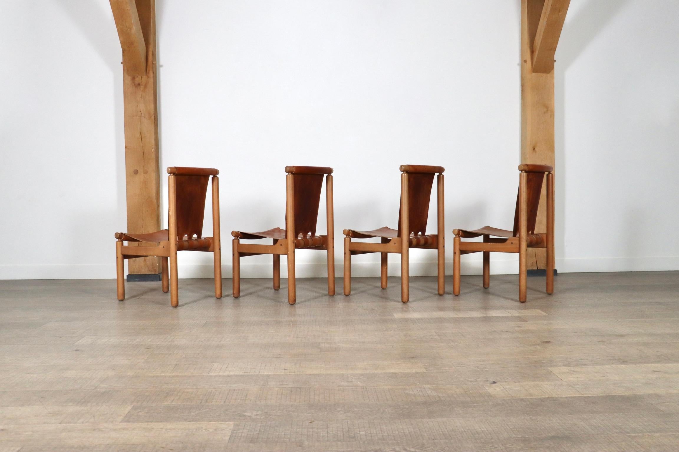 Ilmari Tapiovaara Dining Chairs For La Permanente Mobili Cantù, 1960s For Sale 1
