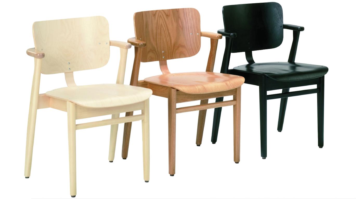 Ilmari Tapiovaara Domus chair in natural oak for Artek. Designed in 1946 and produced by Artek of Finland. Executed in natural lacquered oak wood. Stackable up to four chairs. 

Price is per item. New in box with “Certificate of Authenticity”.