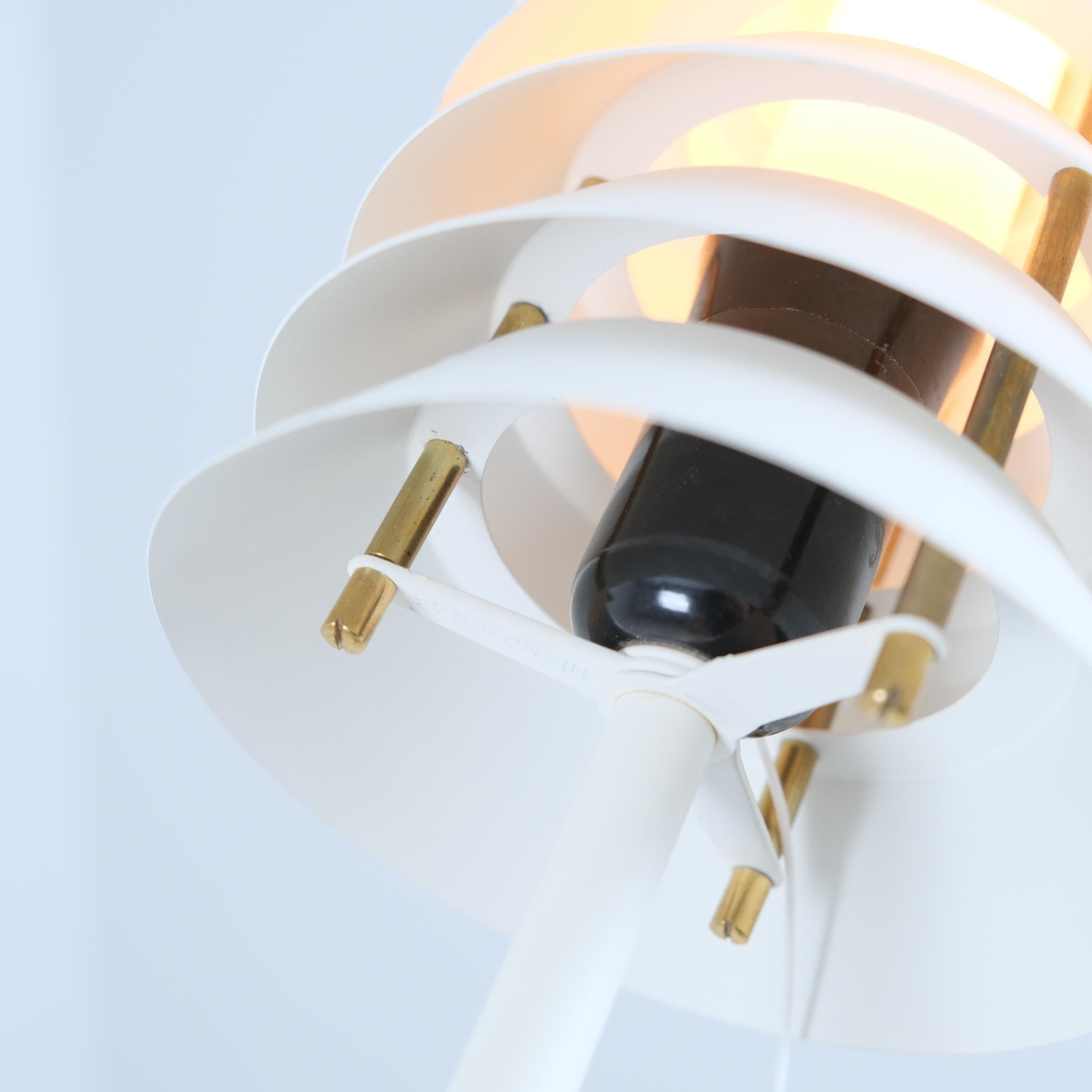 Lampada da terra Ilmari Tapiovaara Maya the Bee, Bianco e Rattan, Hienoterä Asko 1950s in vendita 3