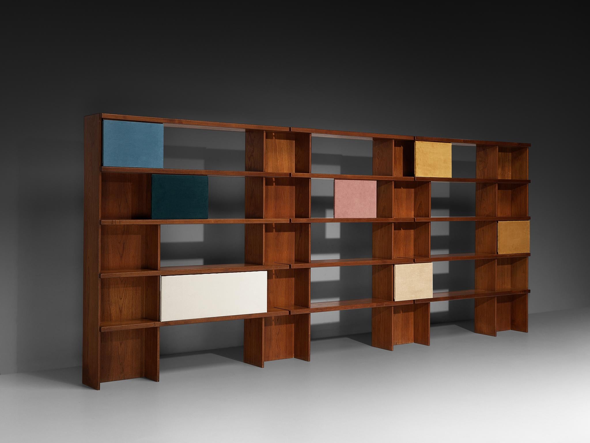 Ilmari Tapiovaara for La Permanente Mobili Cantù Bookcase For Sale 4