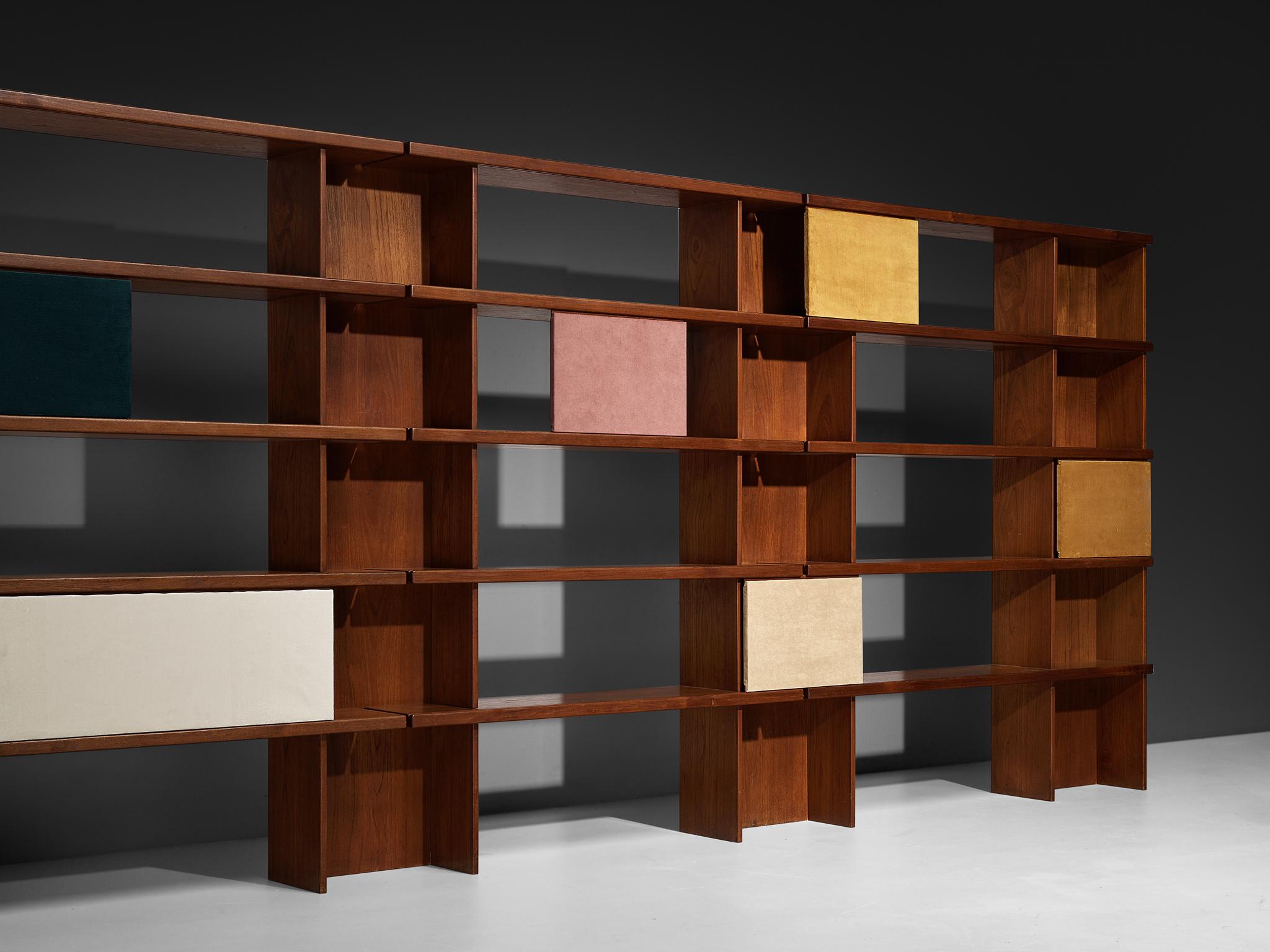 Ilmari Tapiovaara for La Permanente Mobili Cantù Bookcase For Sale 2